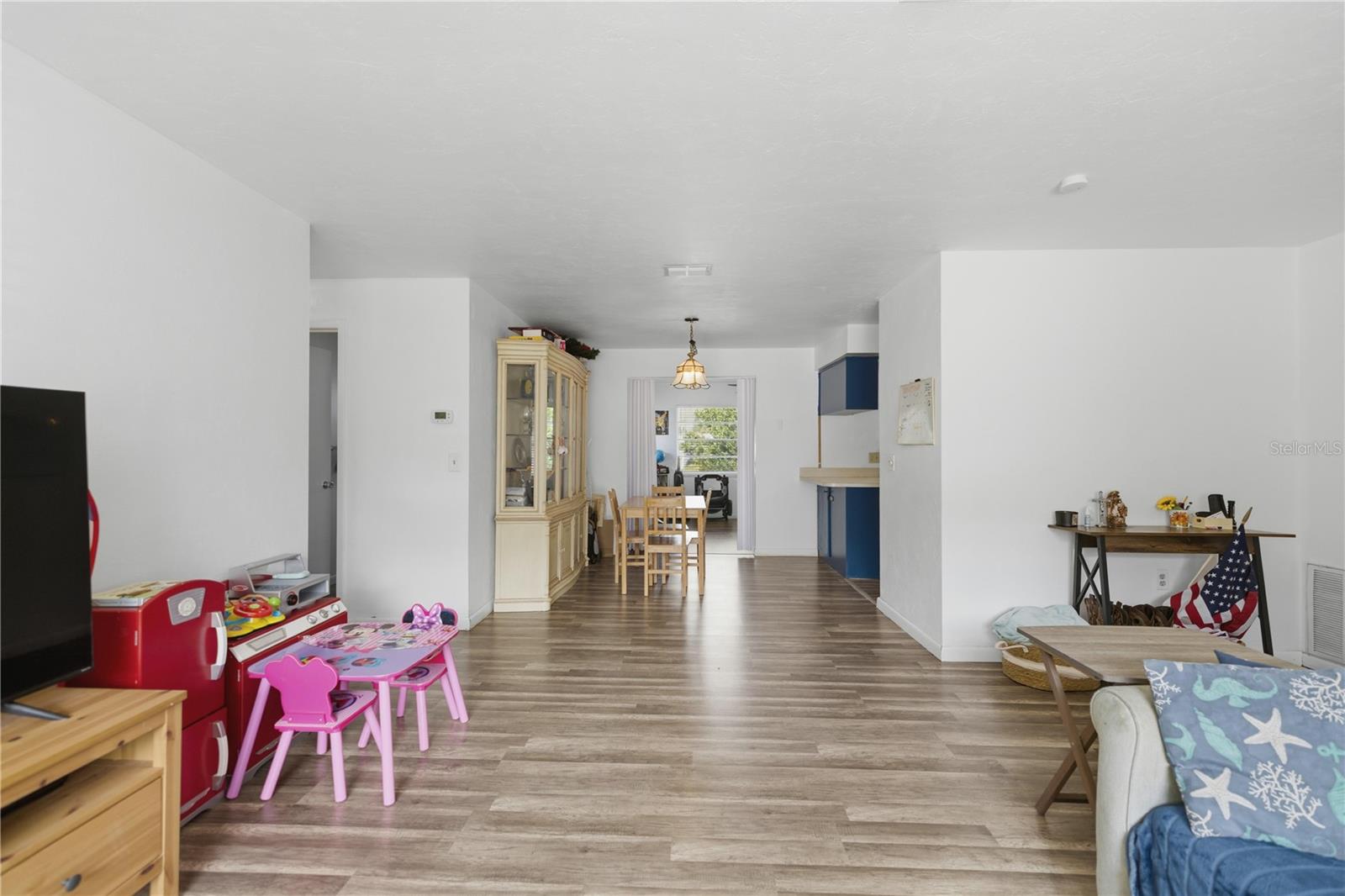 Image 12 of 23 For 155 Sugarmaple Lane