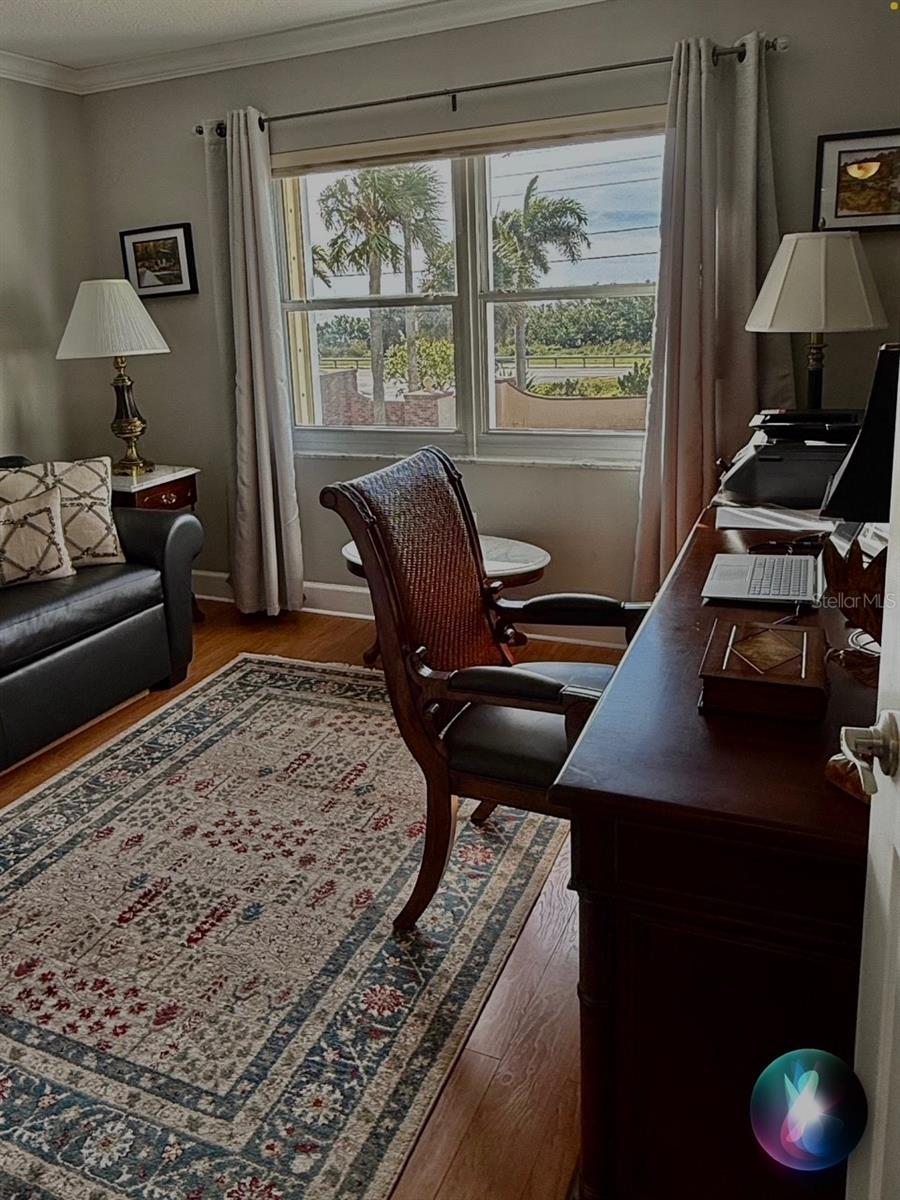 Image 20 of 64 For 7 Elgin Place 202