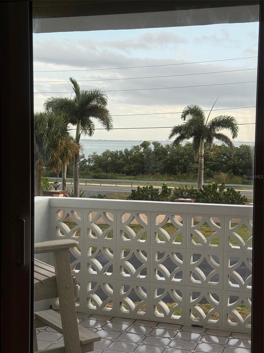 Image 25 of 64 For 7 Elgin Place 202