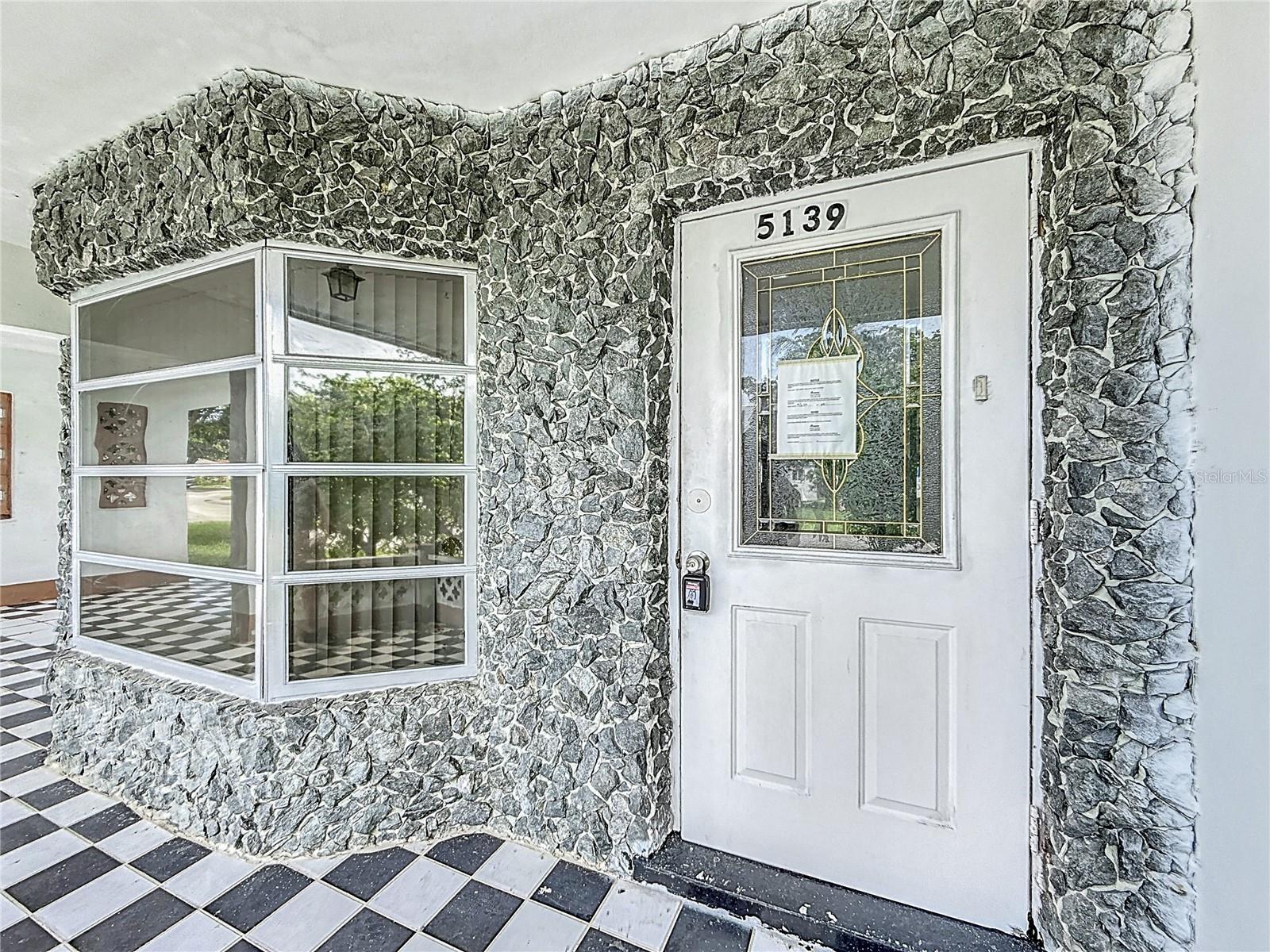 Image 13 of 55 For 5139 43rd Court