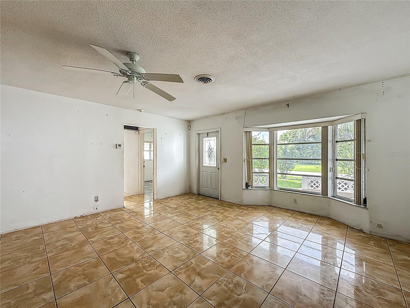 Image 16 of 55 For 5139 43rd Court