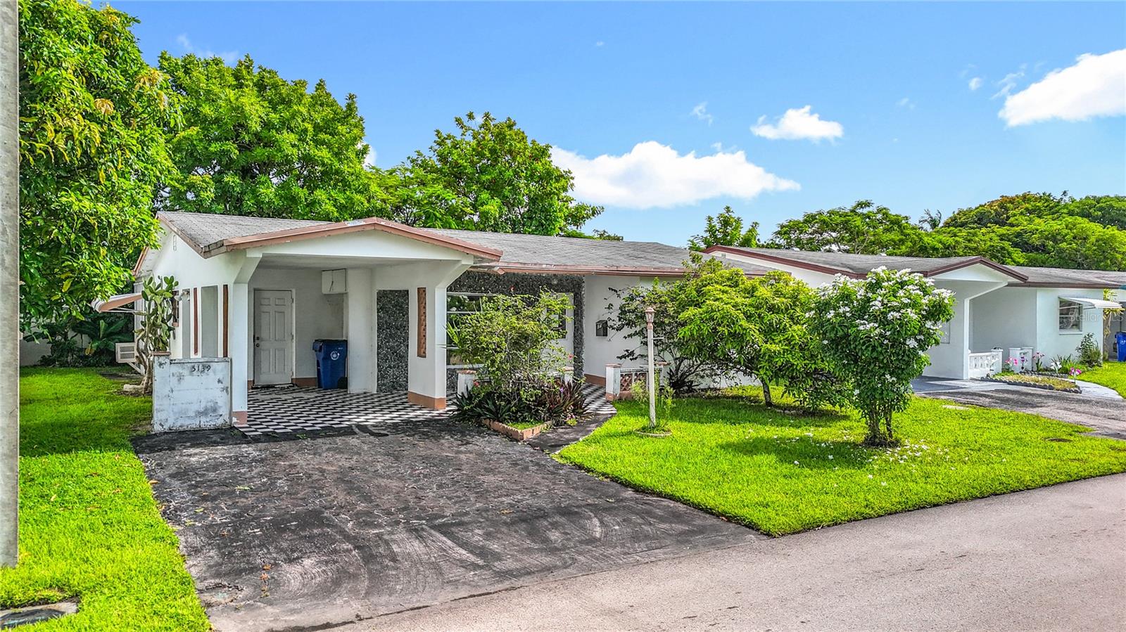 Image 2 of 55 For 5139 43rd Court