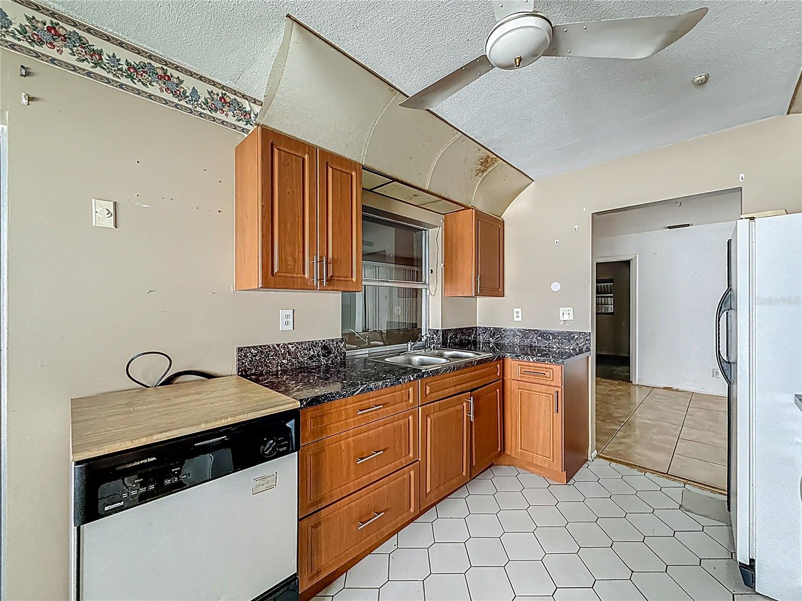 Image 29 of 55 For 5139 43rd Court