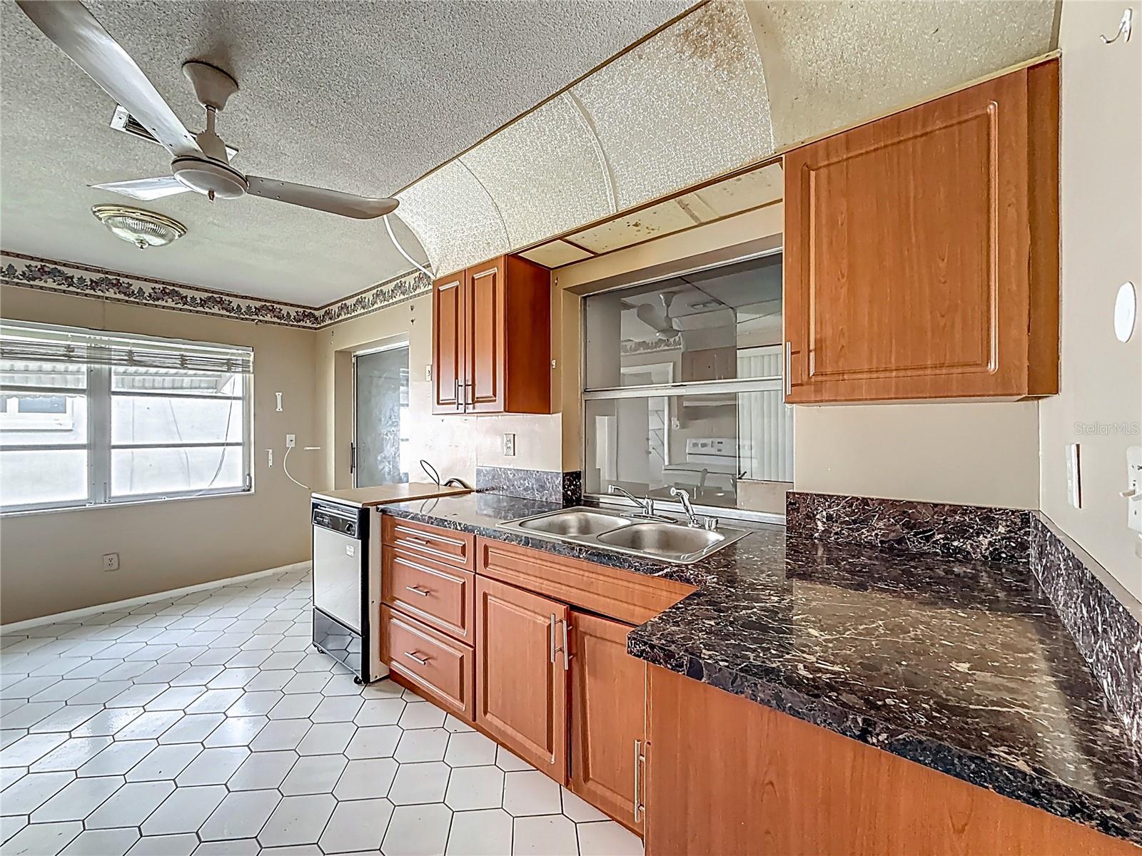 Image 34 of 55 For 5139 43rd Court