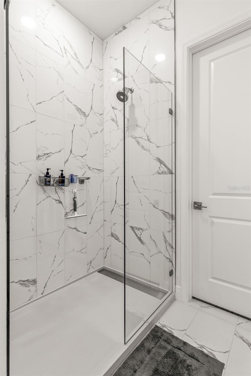 Image 20 of 52 For 600 3rd Avenue S 510