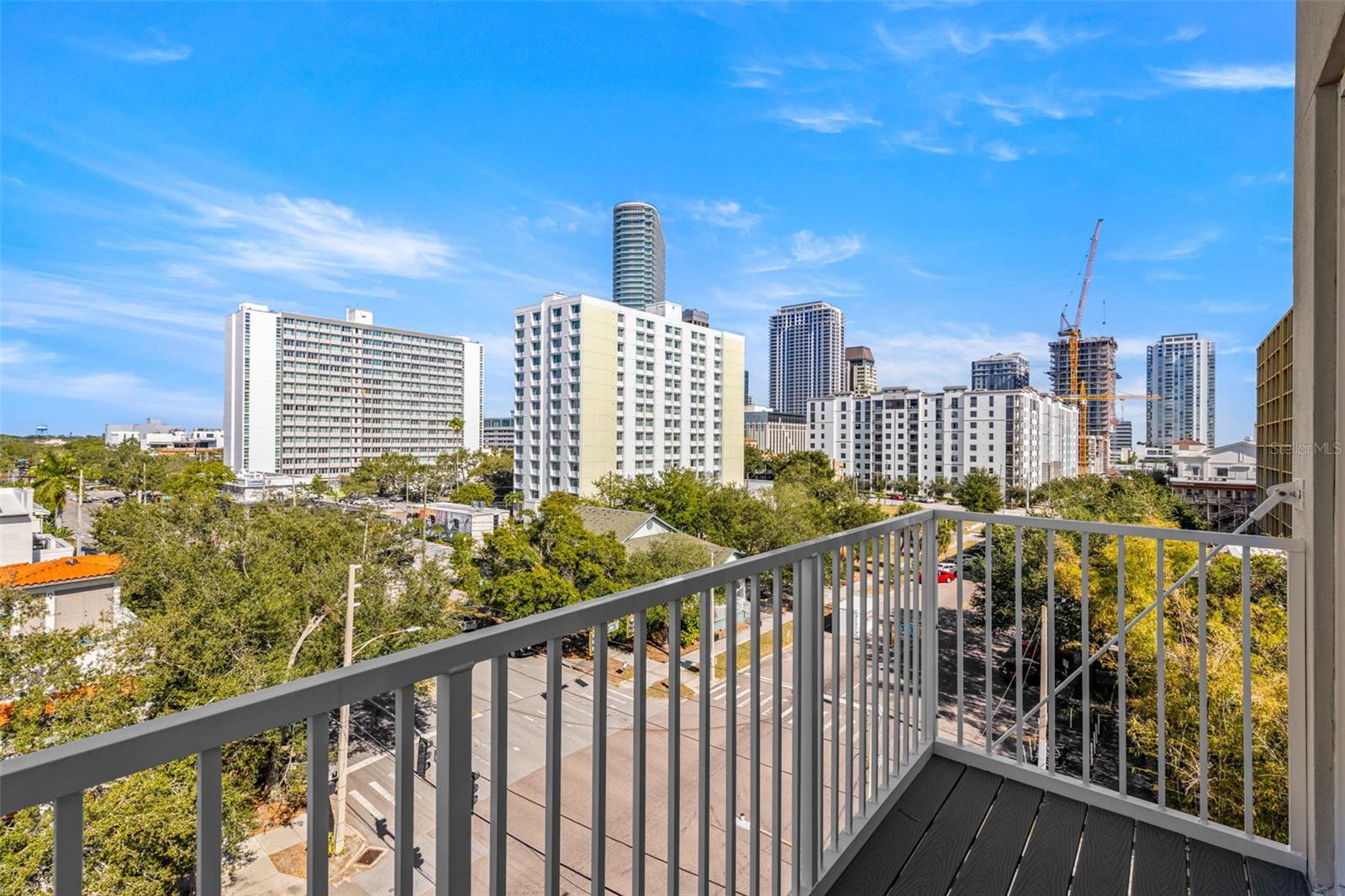 Image 35 of 52 For 600 3rd Avenue S 510