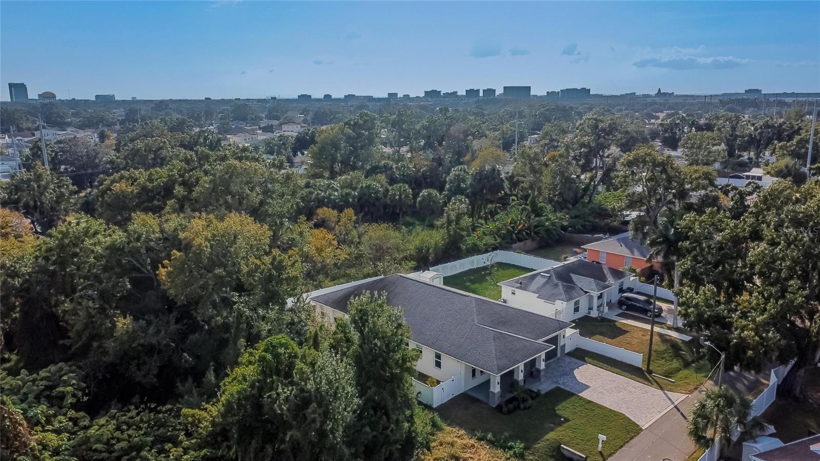 Image 23 of 25 For 3326 Heiter Street