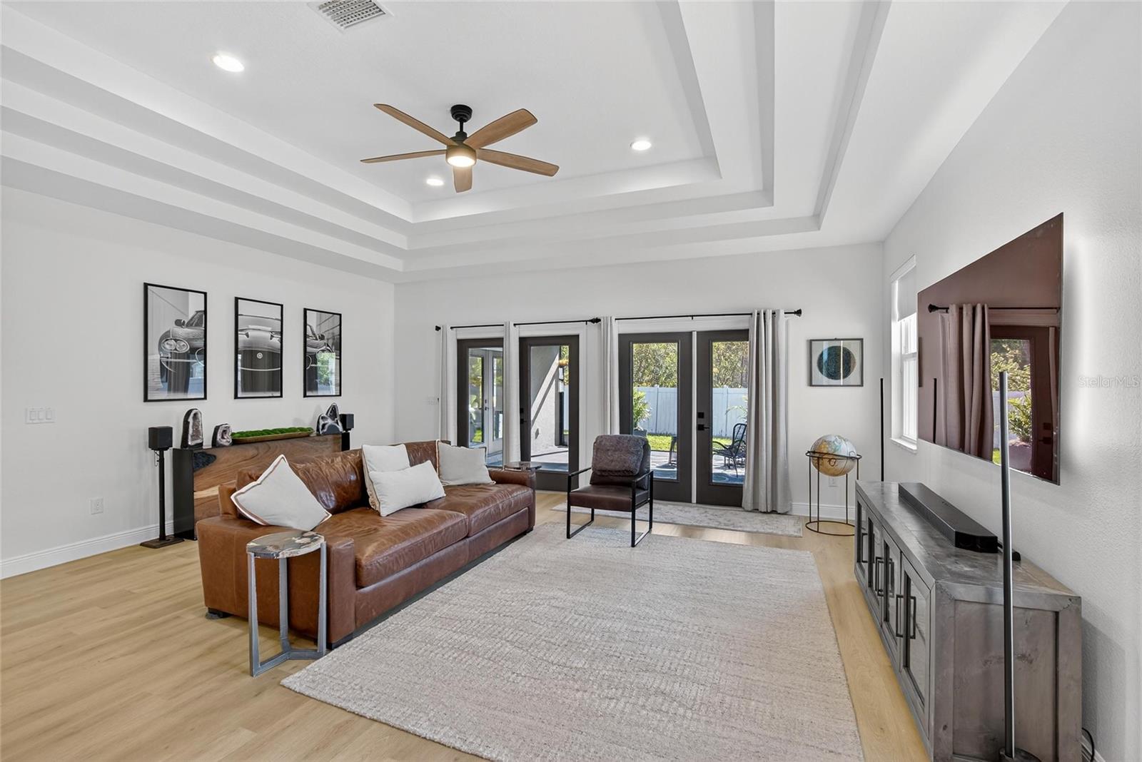 Image 9 of 25 For 3326 Heiter Street