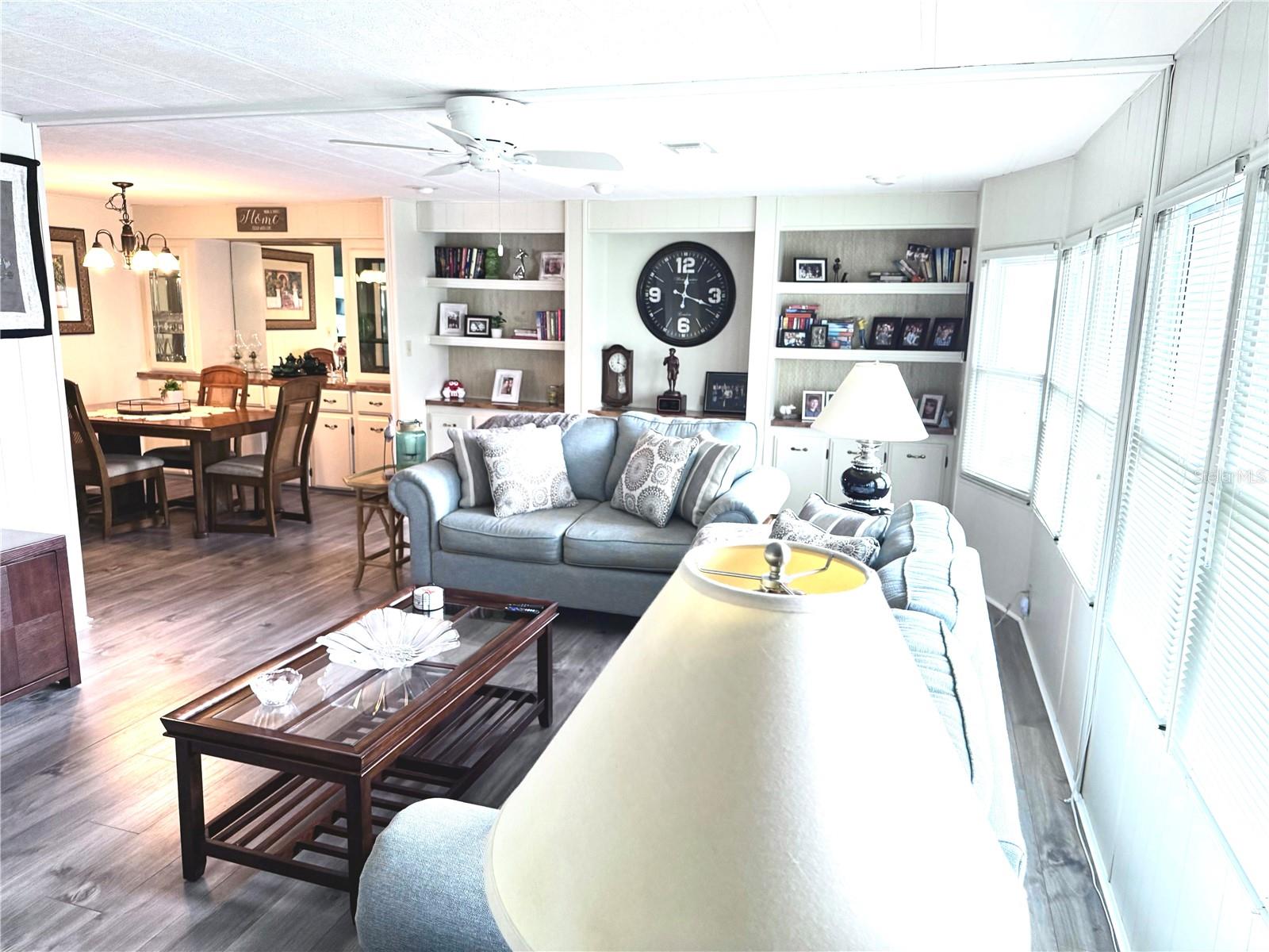 Image 9 of 32 For 8010 Highpoint Boulevard