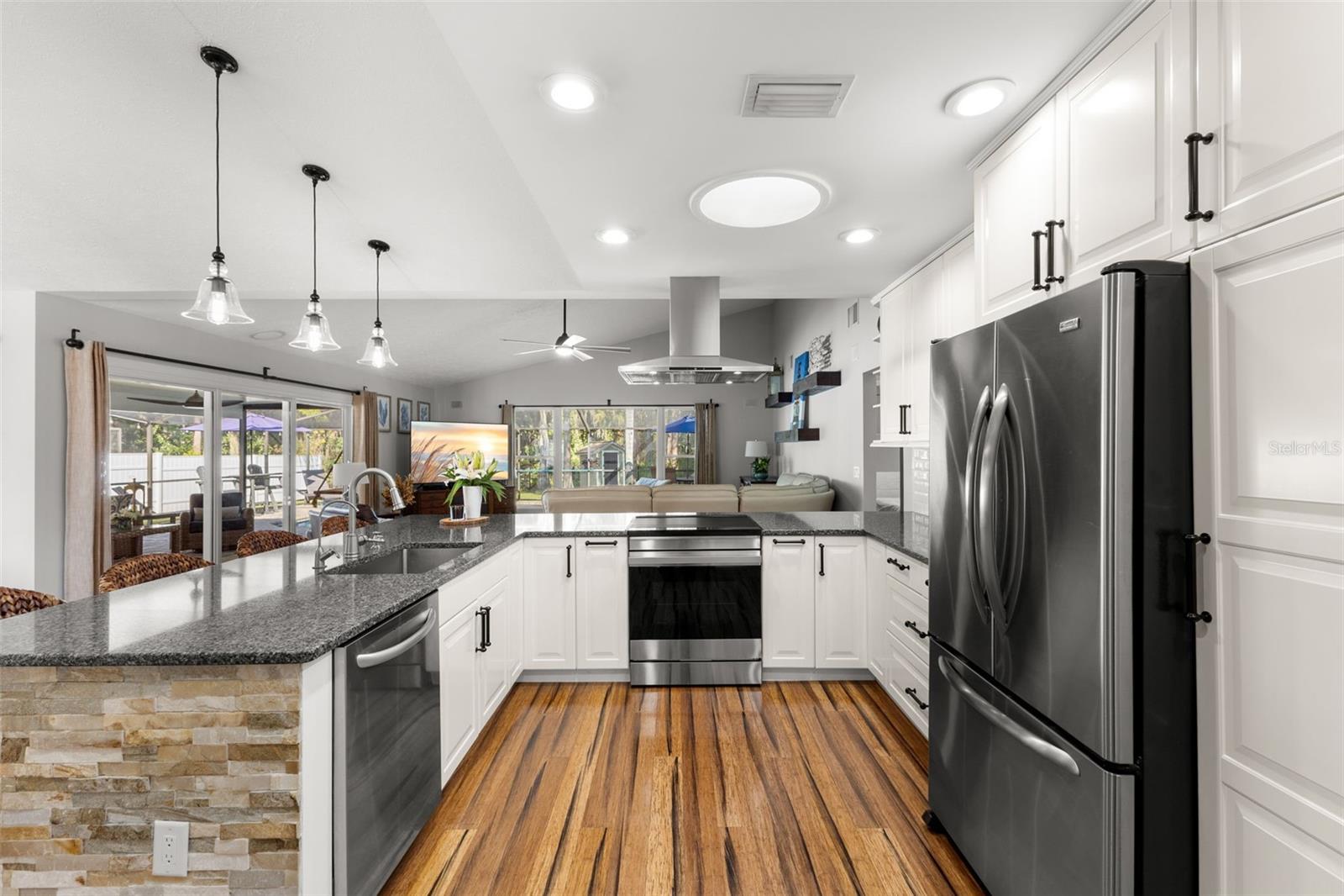 Image 10 of 47 For 6505 Yellowhammer Avenue