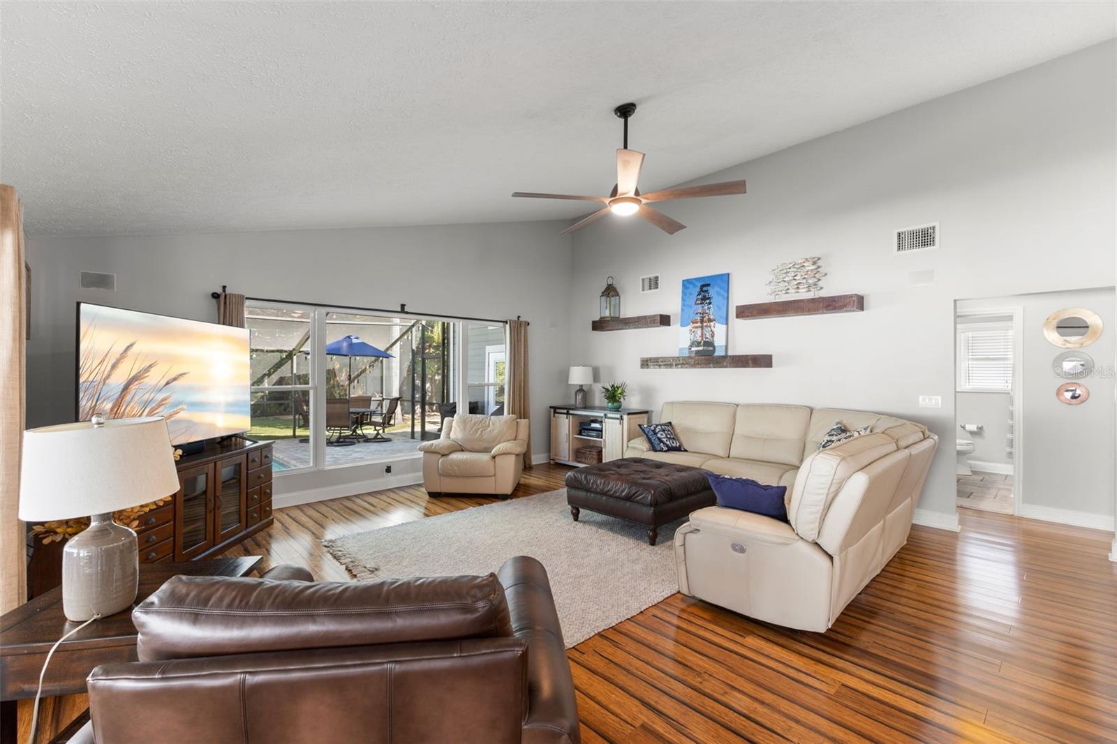 Image 15 of 47 For 6505 Yellowhammer Avenue