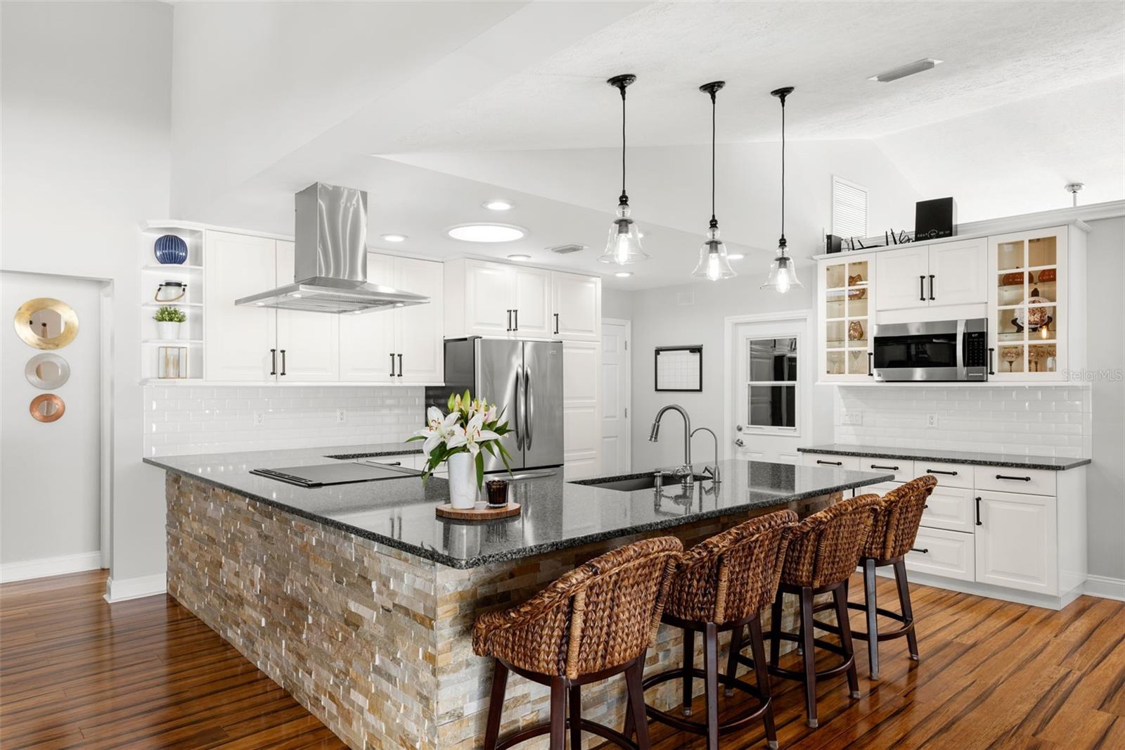 Image 9 of 47 For 6505 Yellowhammer Avenue