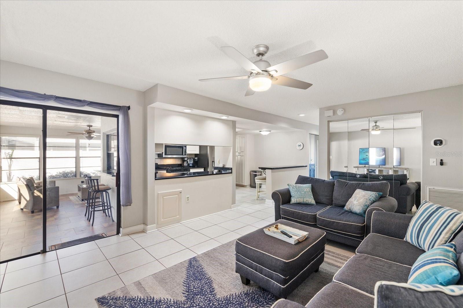 Image 15 of 35 For 9428 Laura Anne Drive