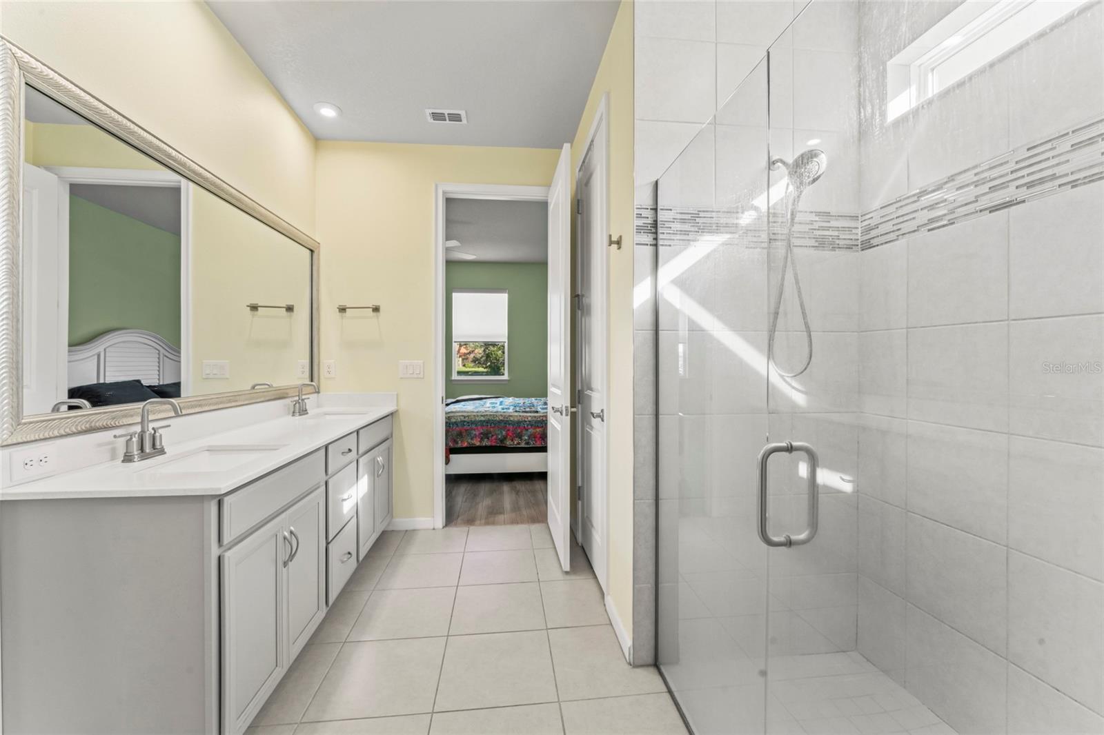 Image 26 of 47 For 3764 Maxwell Park Drive