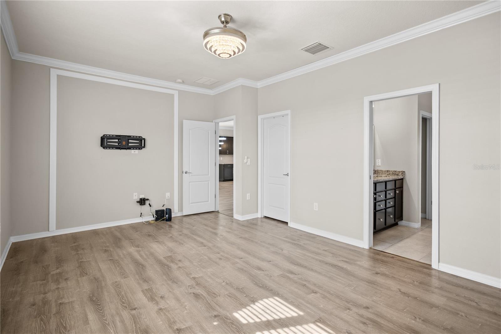 Image 12 of 40 For 11631 Dublin Grafton