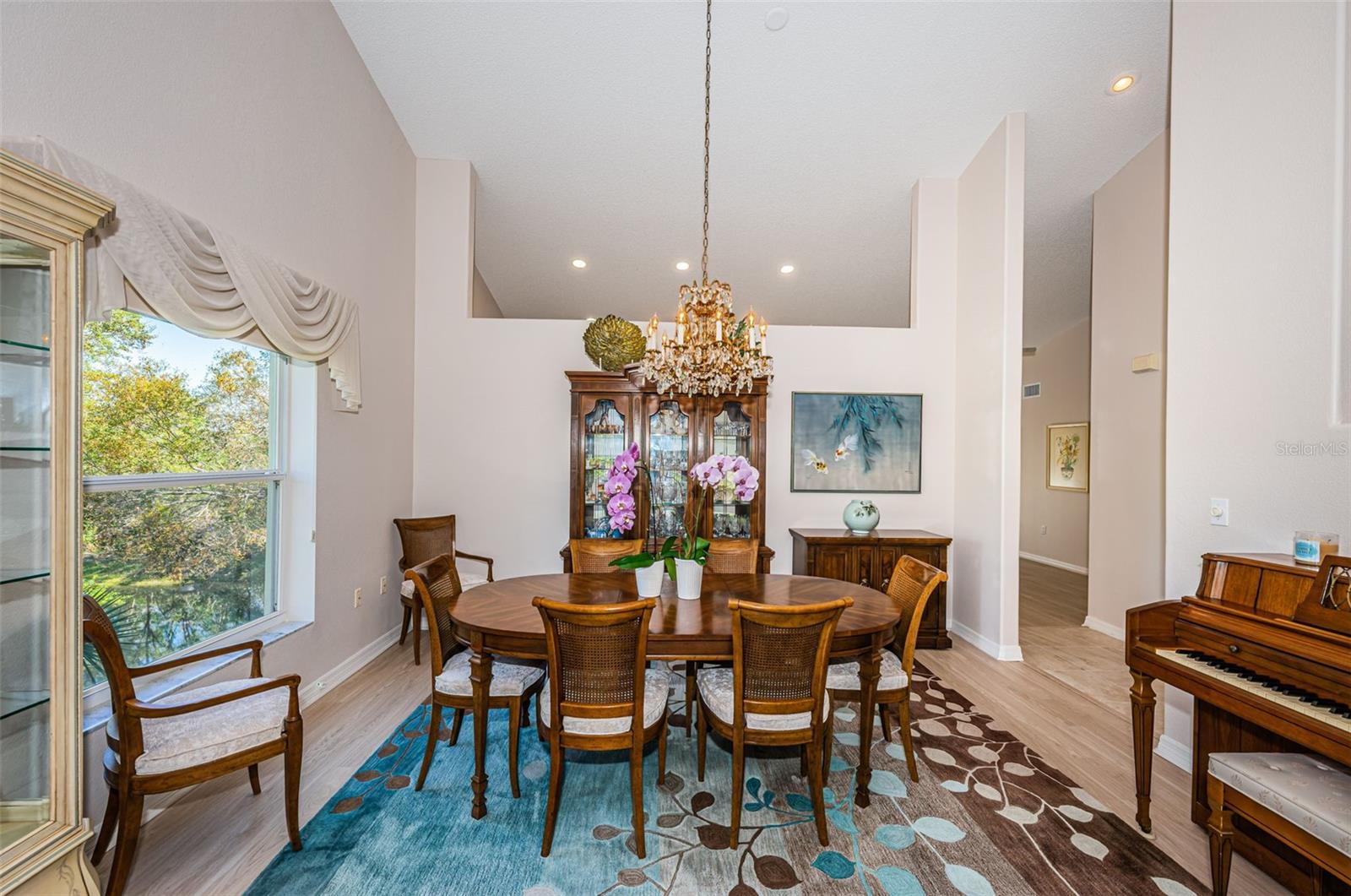 Image 11 of 97 For 2019 Utopian Drive W 310