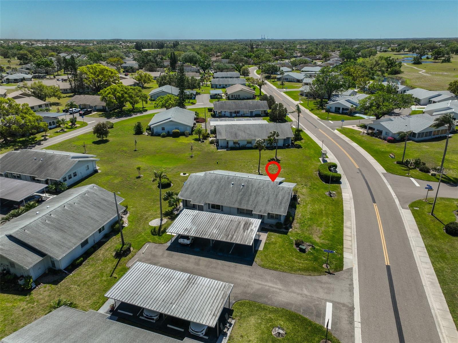 Image 37 of 38 For 124 Gloucester Boulevard 355j