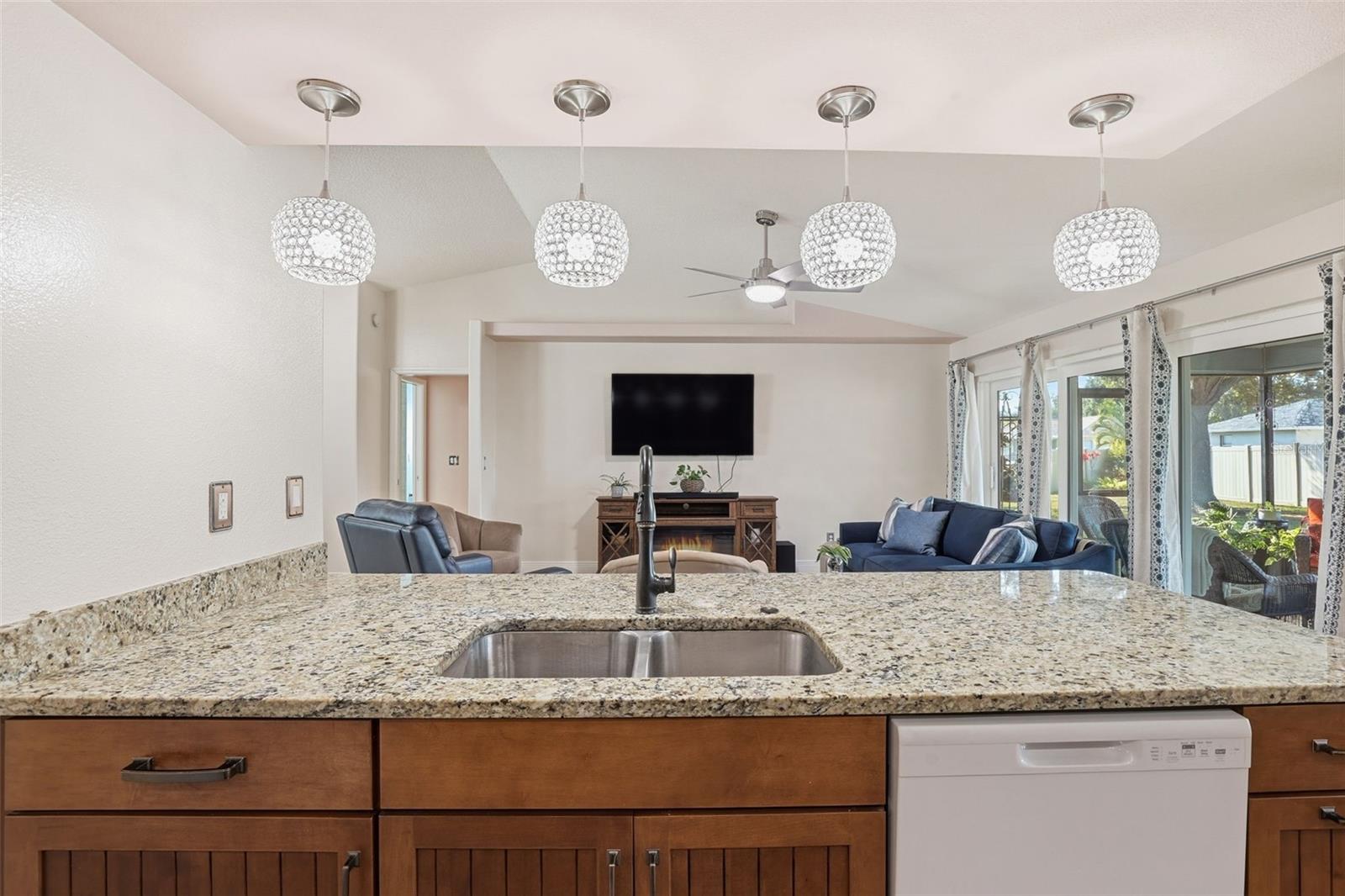 Image 17 of 48 For 6211 65th Place E