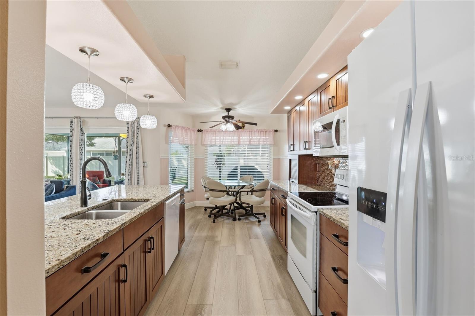 Image 18 of 48 For 6211 65th Place E