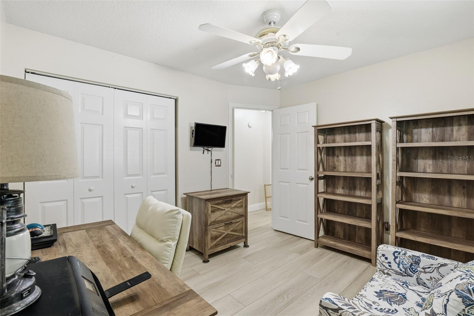 Image 32 of 48 For 6211 65th Place E