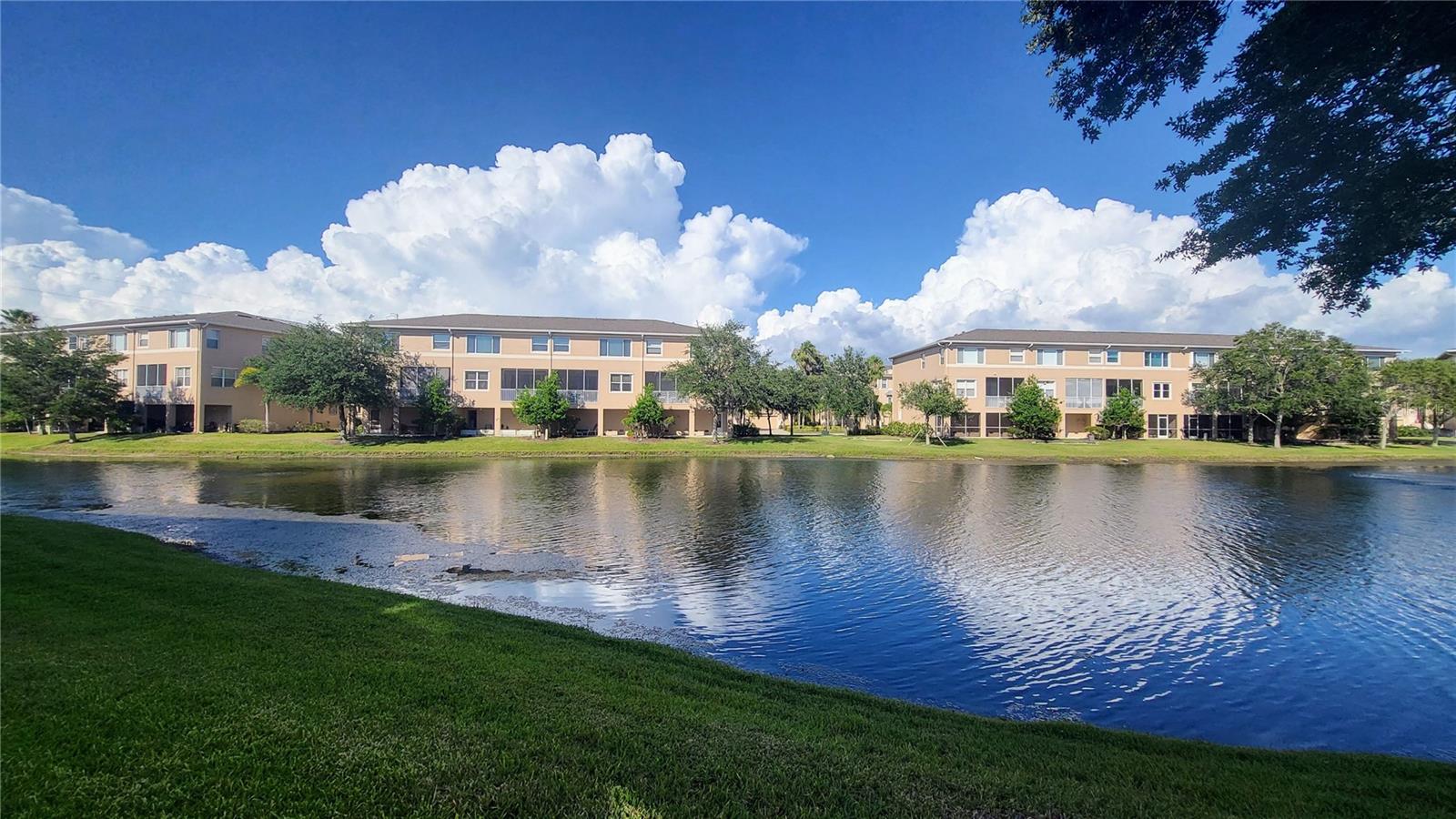 Listing photo id 3 for 7343 Conch Boulevard