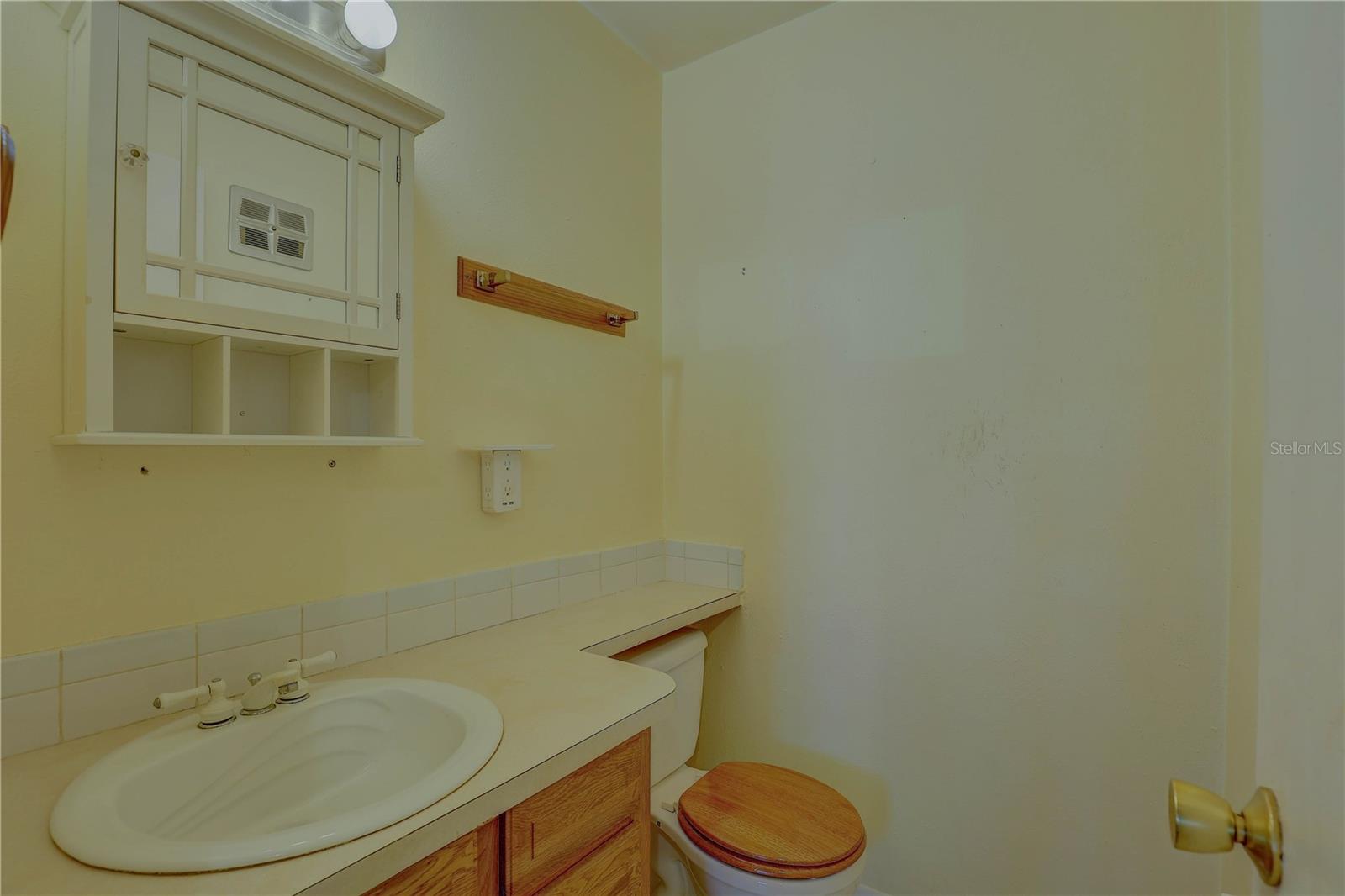 Image 26 of 41 For 5501 80th Street N 406