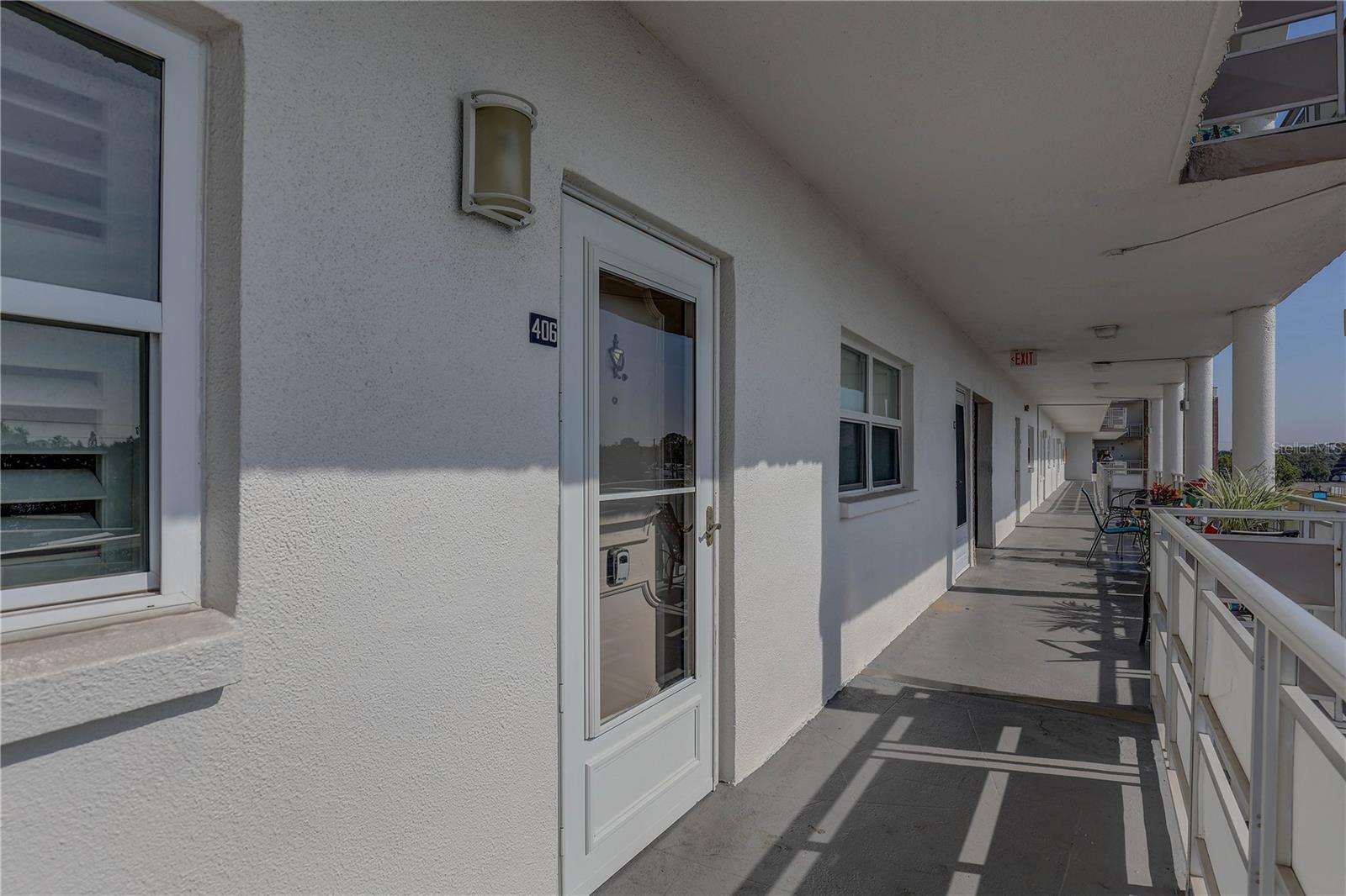 Image 3 of 41 For 5501 80th Street N 406