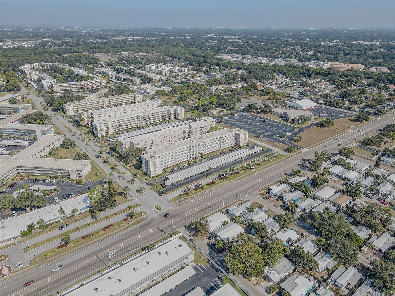 Image 35 of 41 For 5501 80th Street N 406