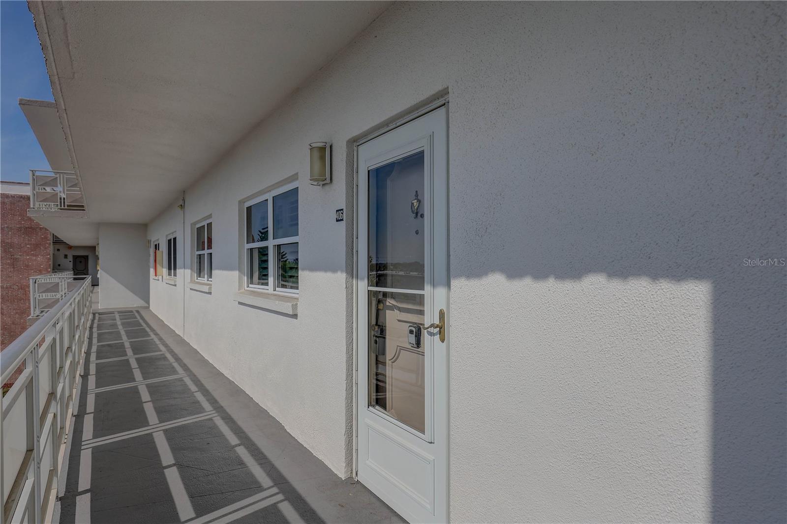 Image 4 of 41 For 5501 80th Street N 406