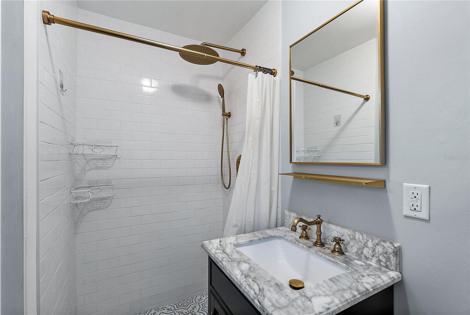 Image 13 of 25 For 3978 43rd Avenue N