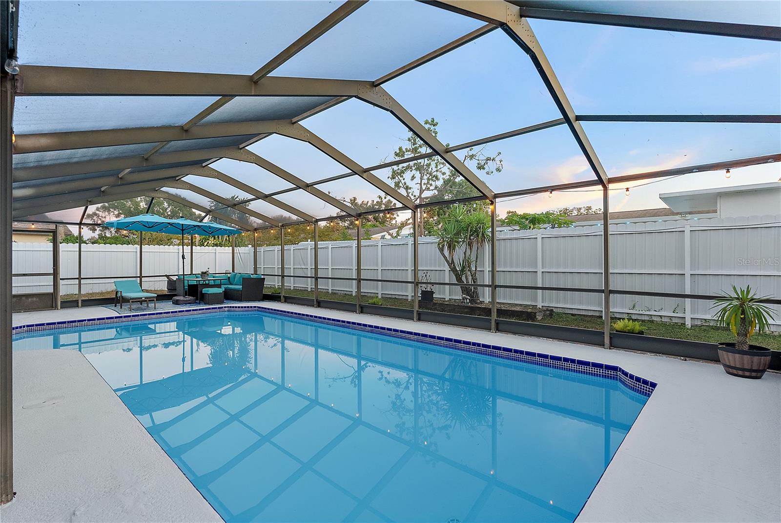 Image 21 of 25 For 3978 43rd Avenue N