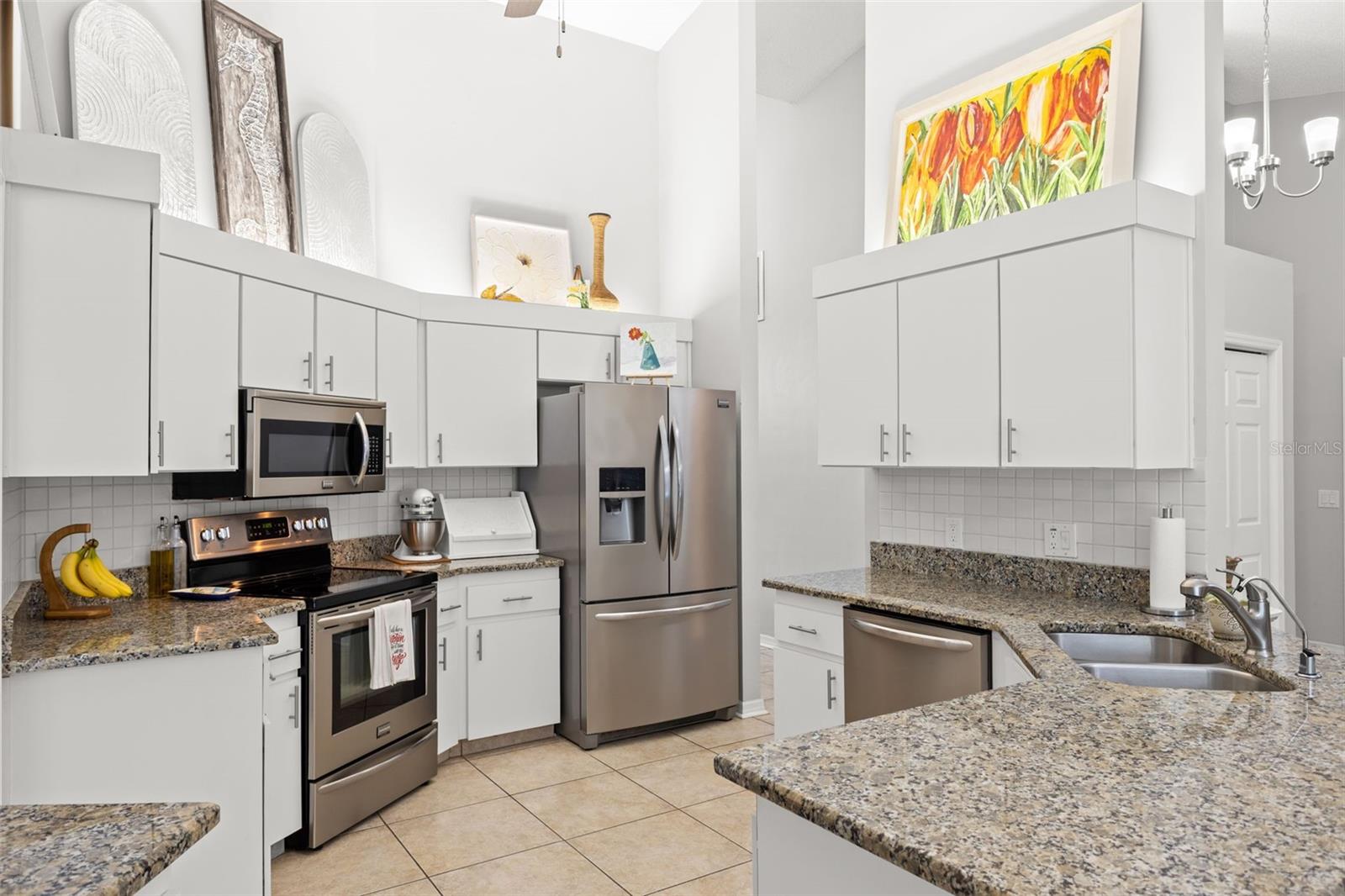 Image 17 of 47 For 3734 Thornbush Lane