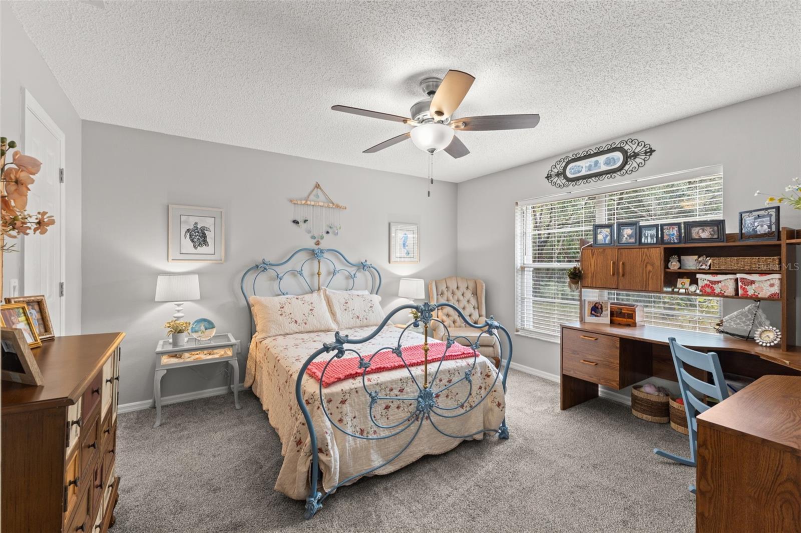 Image 28 of 47 For 3734 Thornbush Lane