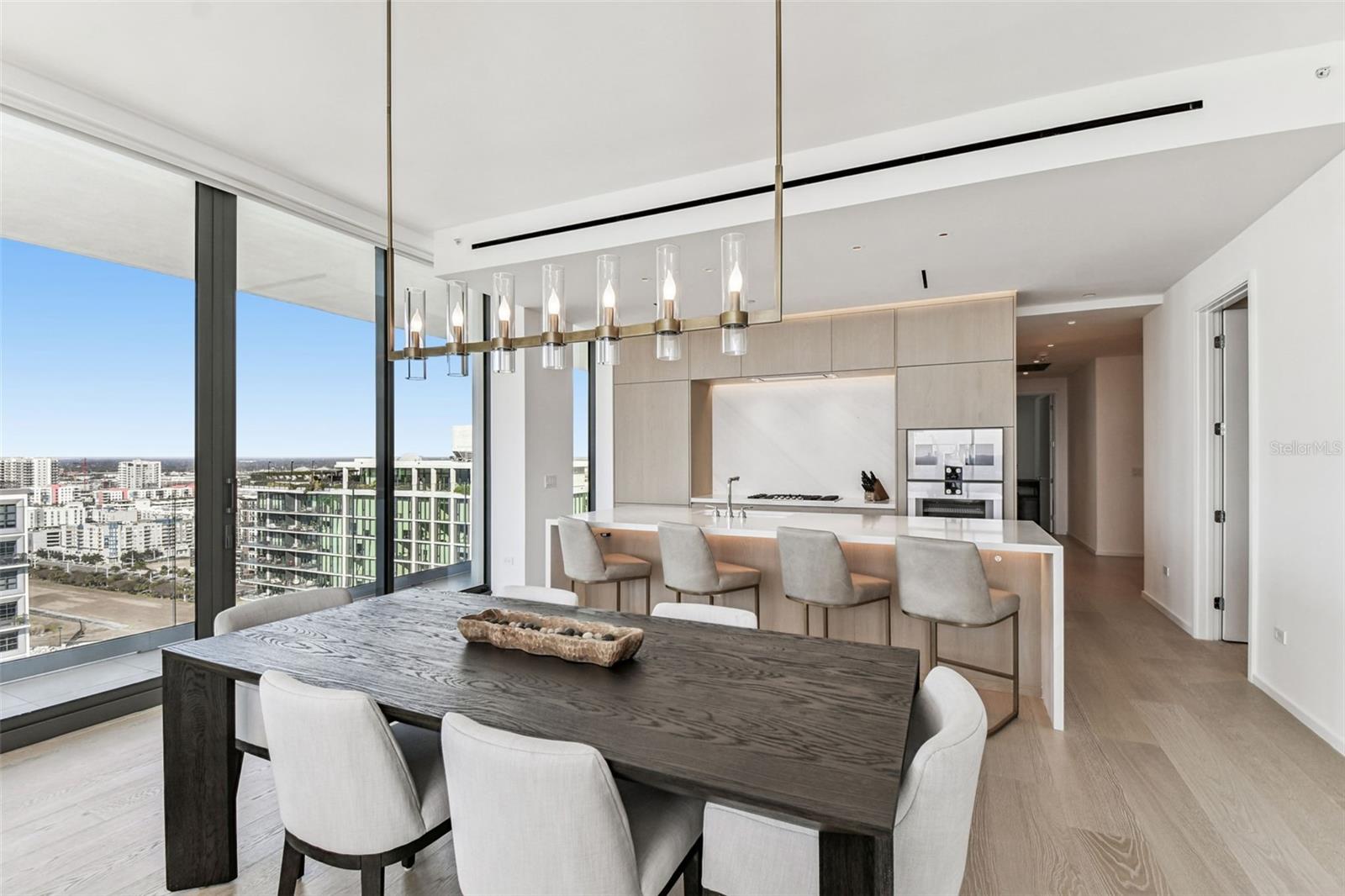 Image 19 of 49 For 1000 Water Street 2202