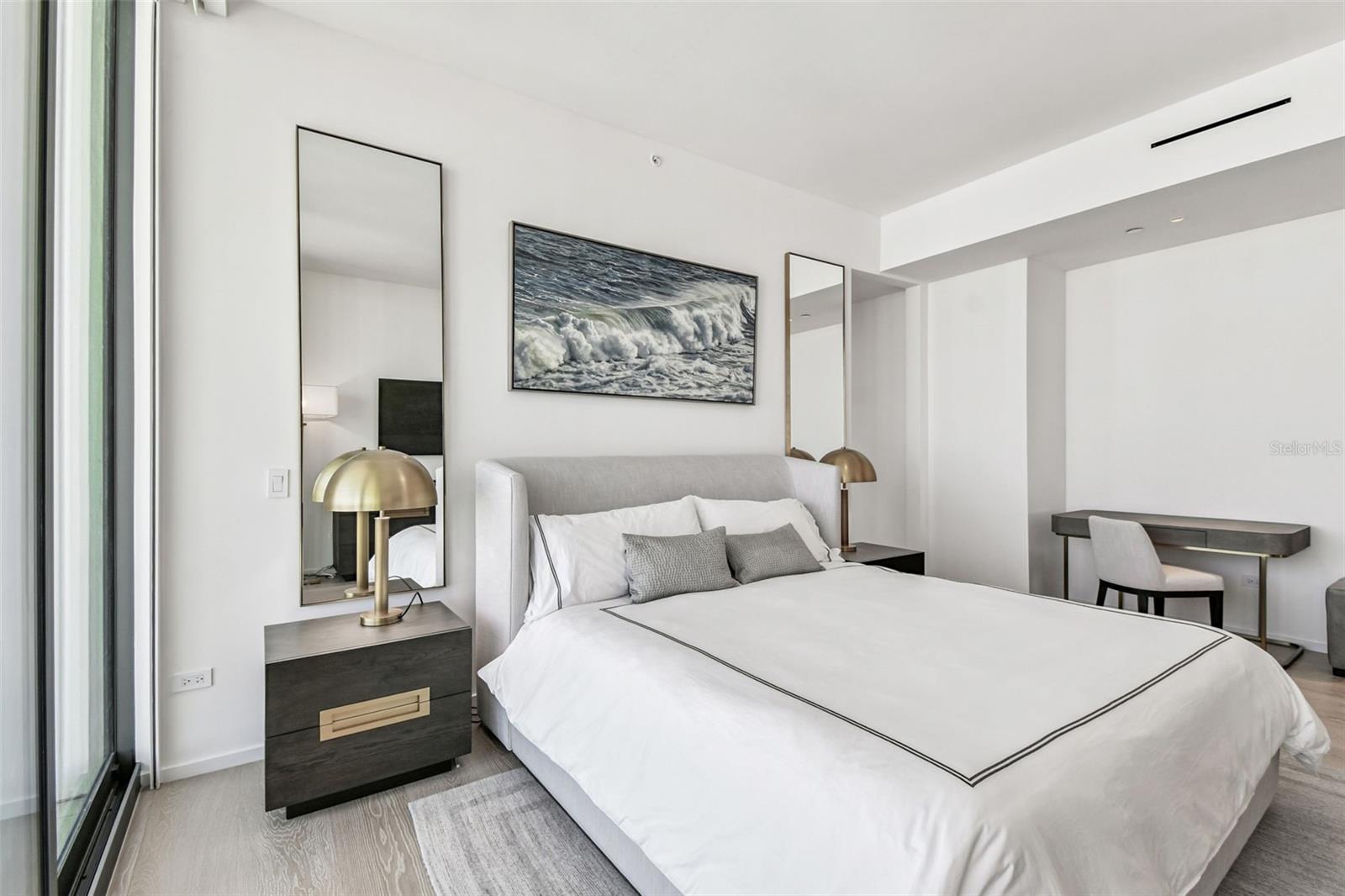 Image 31 of 49 For 1000 Water Street 2202