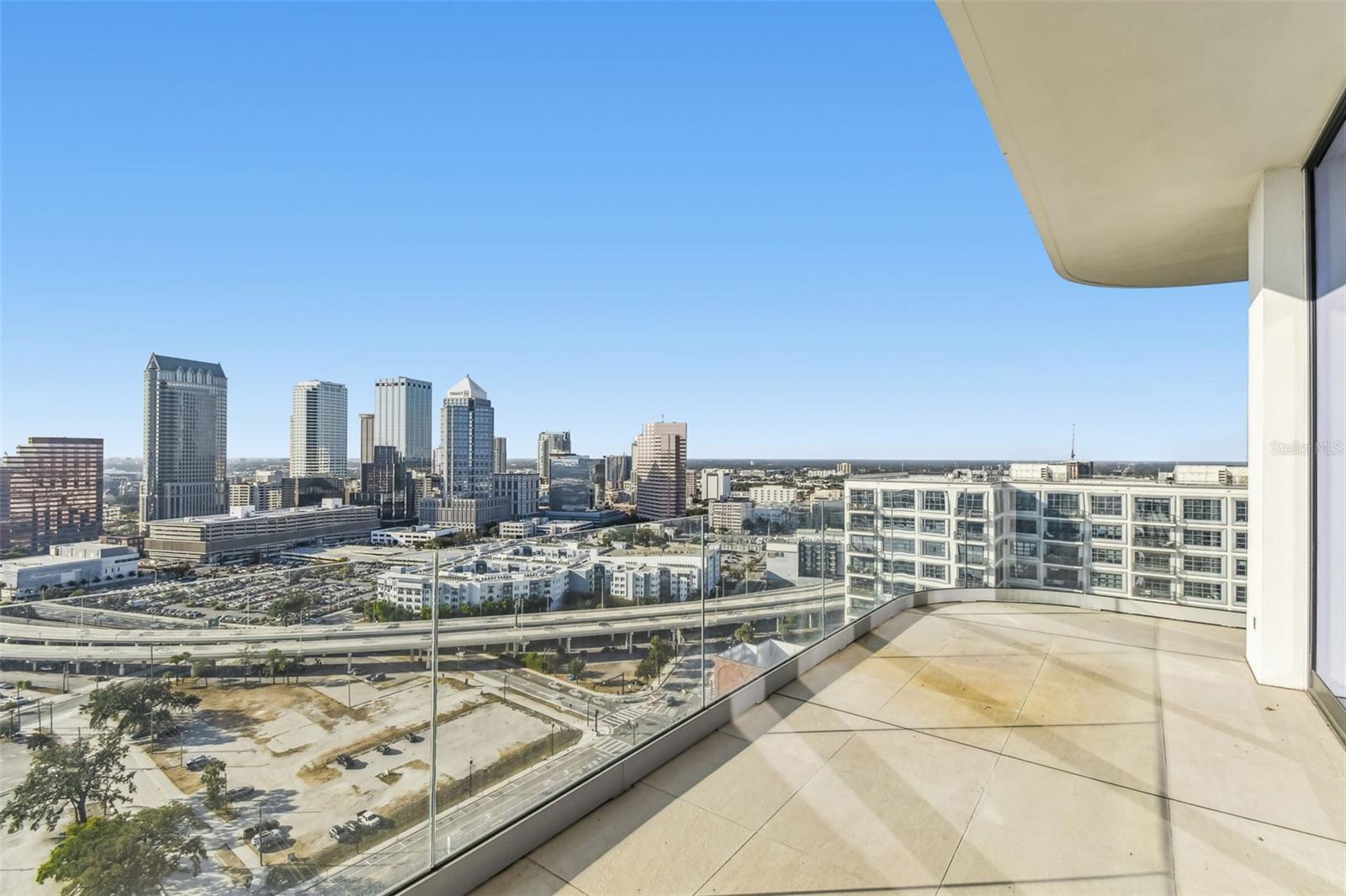 Image 36 of 49 For 1000 Water Street 2202