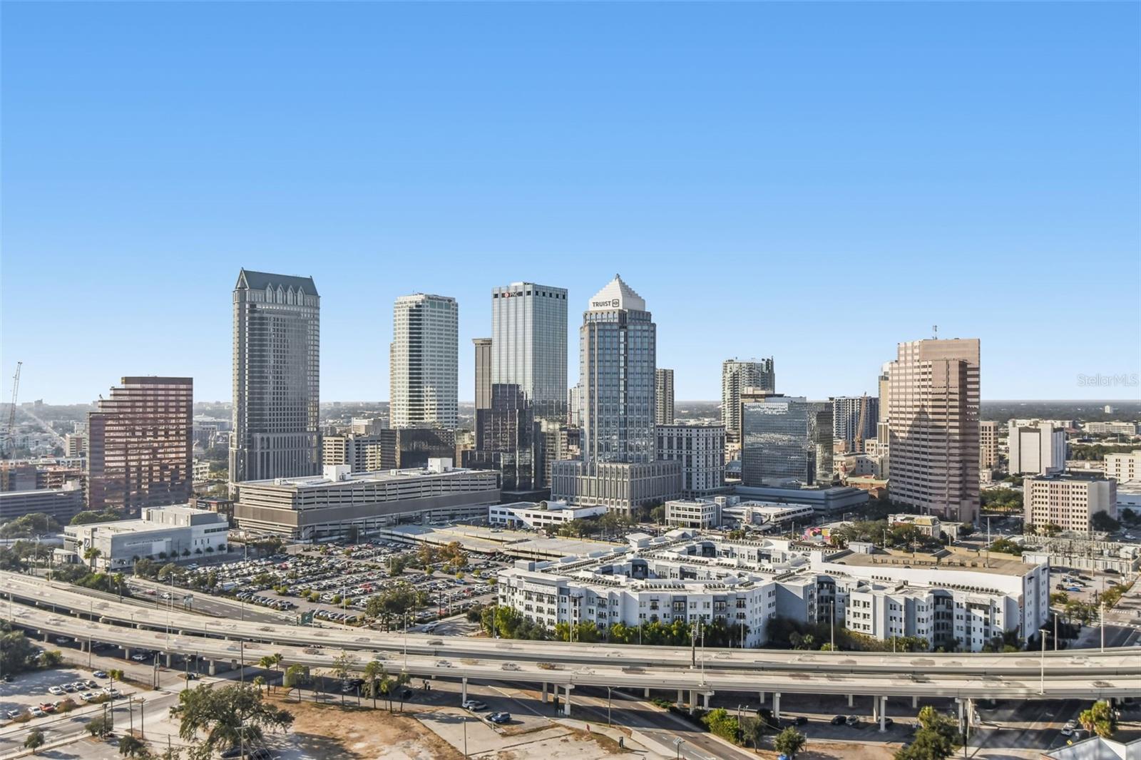 Image 41 of 49 For 1000 Water Street 2202