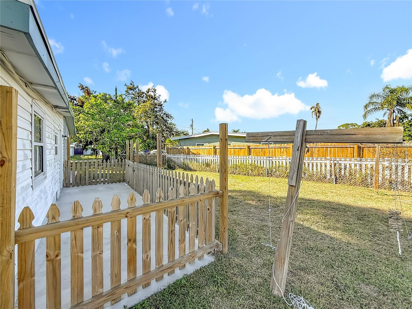 Image 10 of 63 For 5051 Avery Road