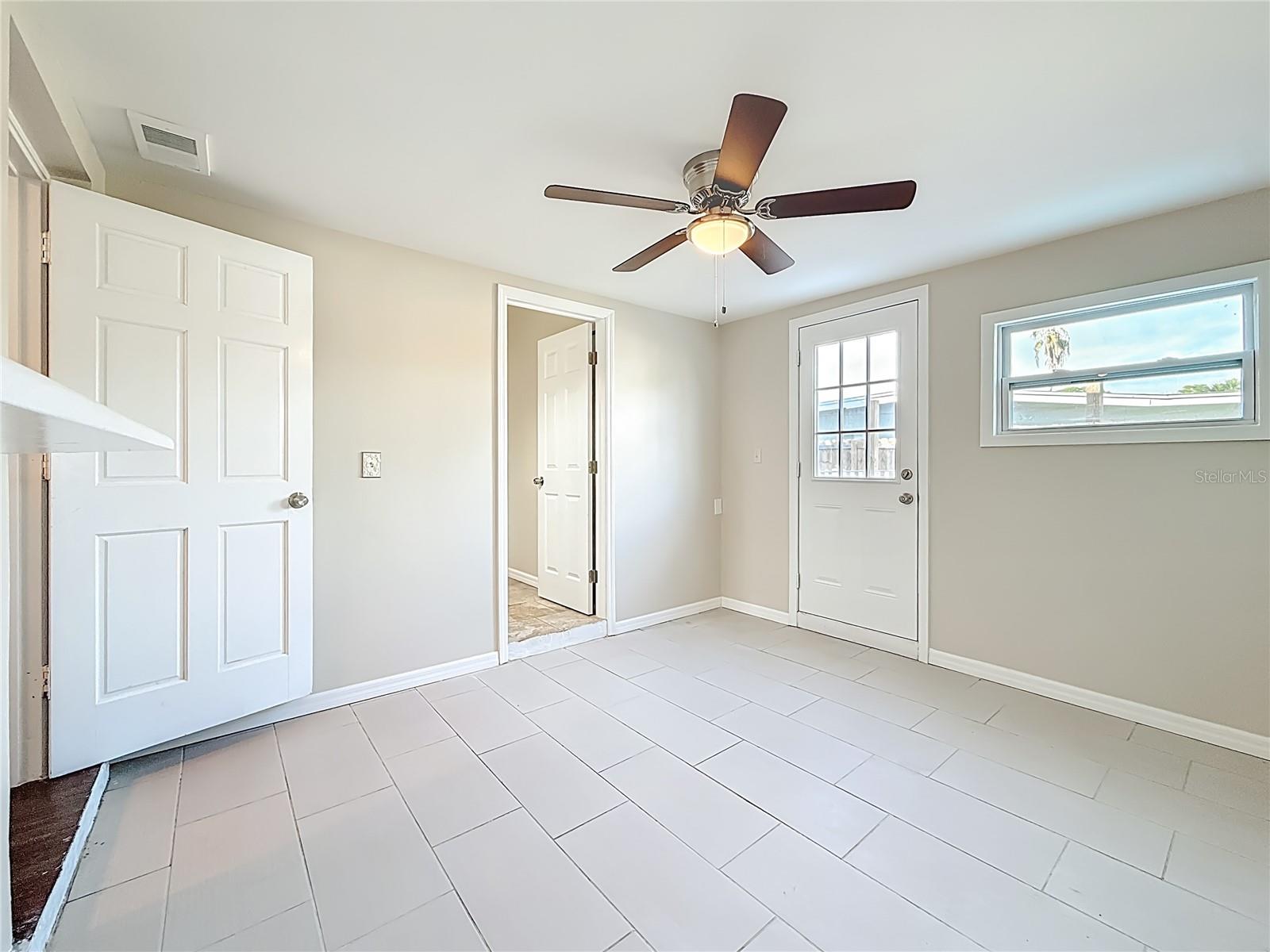 Image 4 of 63 For 5051 Avery Road