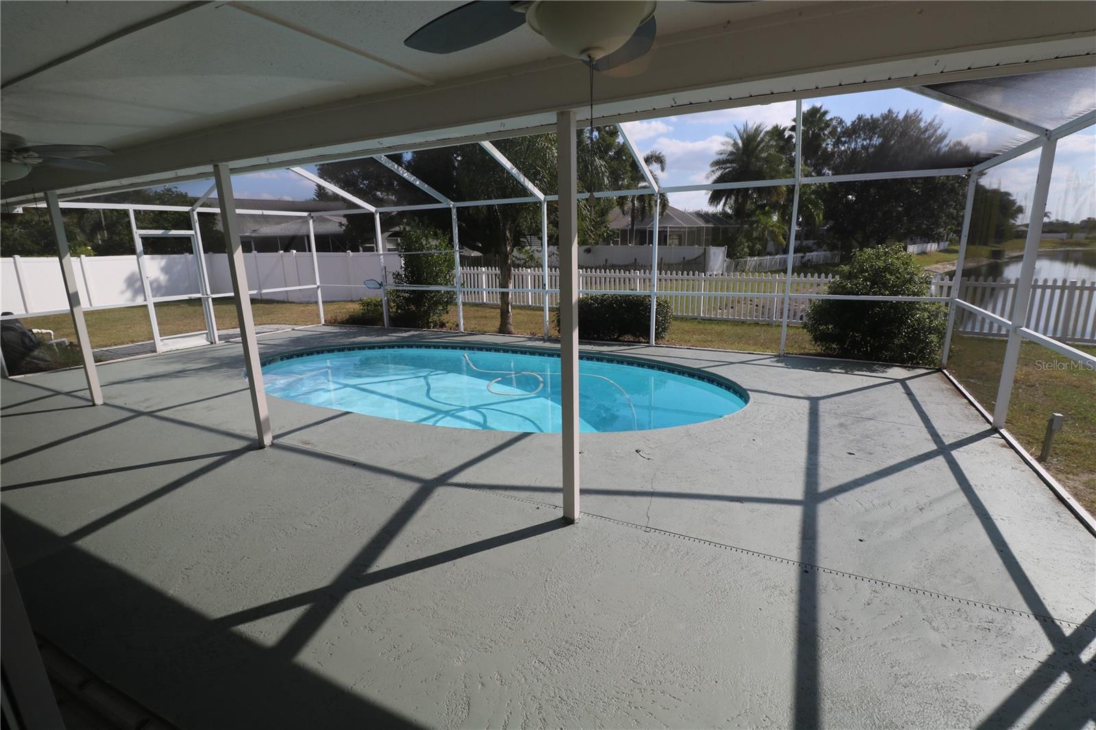 Image 22 of 42 For 22704 Magnolia Trace Boulevard