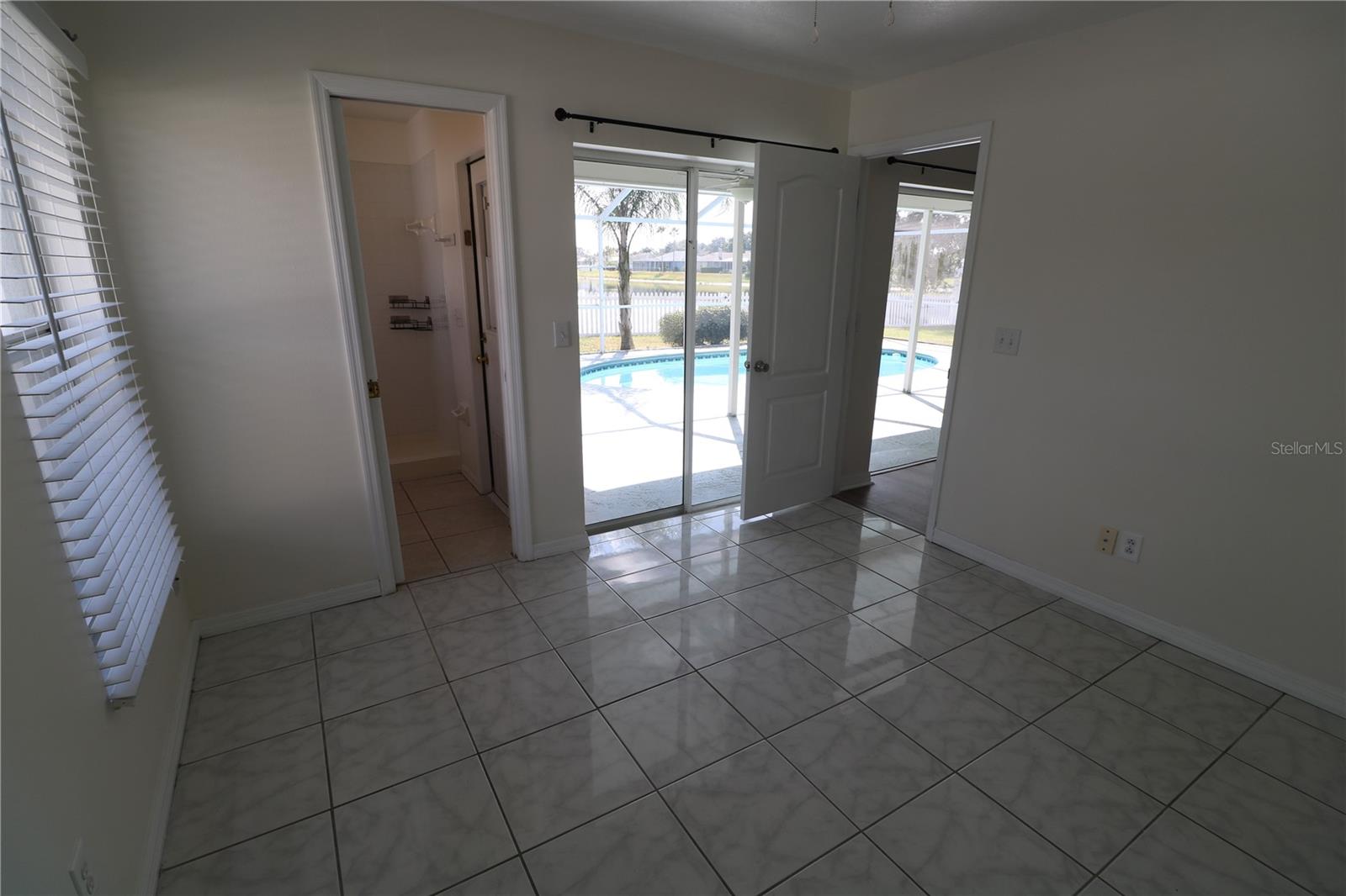 Image 35 of 42 For 22704 Magnolia Trace Boulevard