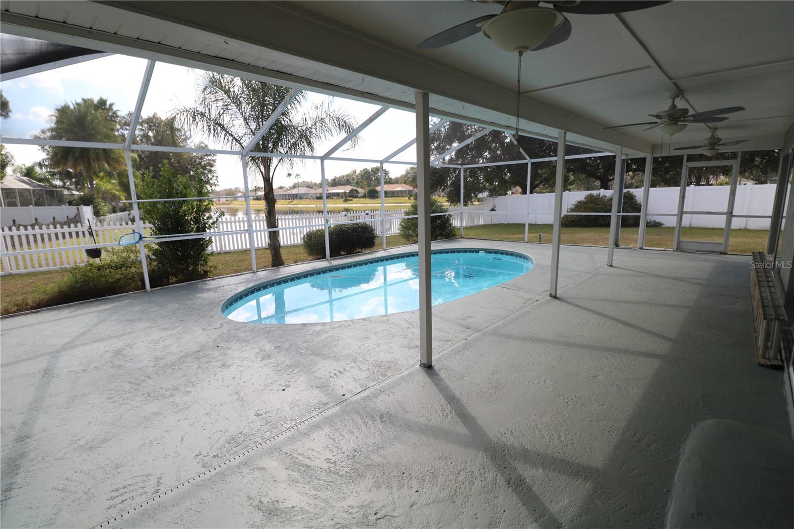 Image 37 of 42 For 22704 Magnolia Trace Boulevard