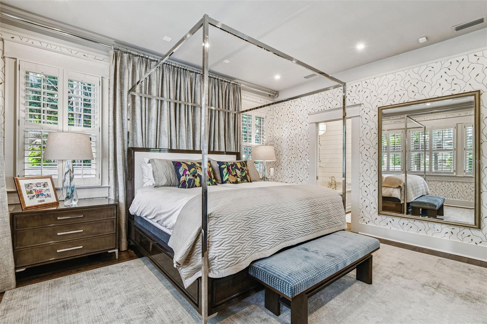 Image 28 of 56 For 1402 De Soto Avenue