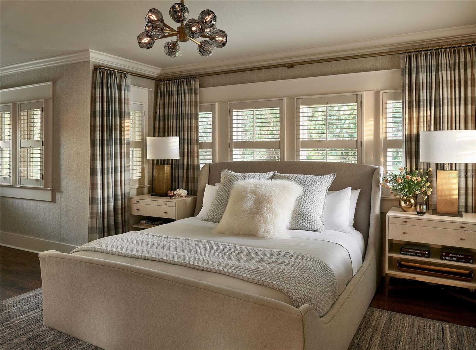 Image 33 of 56 For 1402 De Soto Avenue