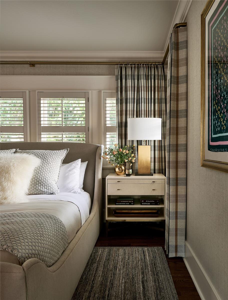 Image 34 of 56 For 1402 De Soto Avenue