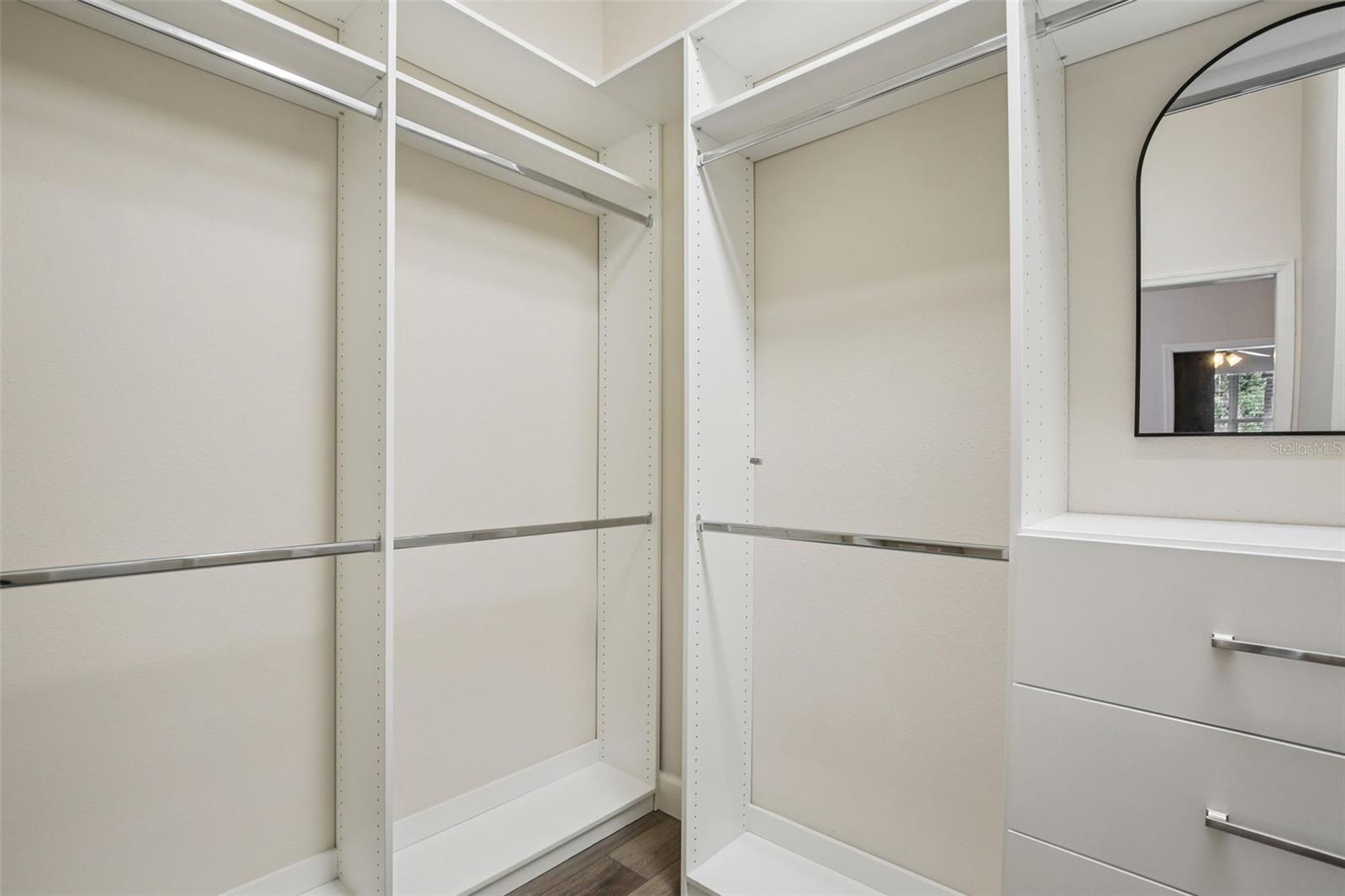 Image 23 of 71 For 1918 Rutherford Drive