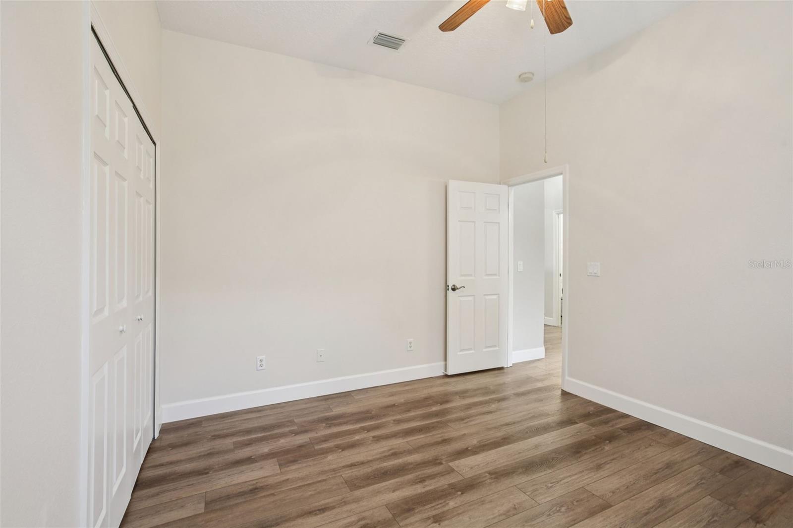 Image 33 of 71 For 1918 Rutherford Drive