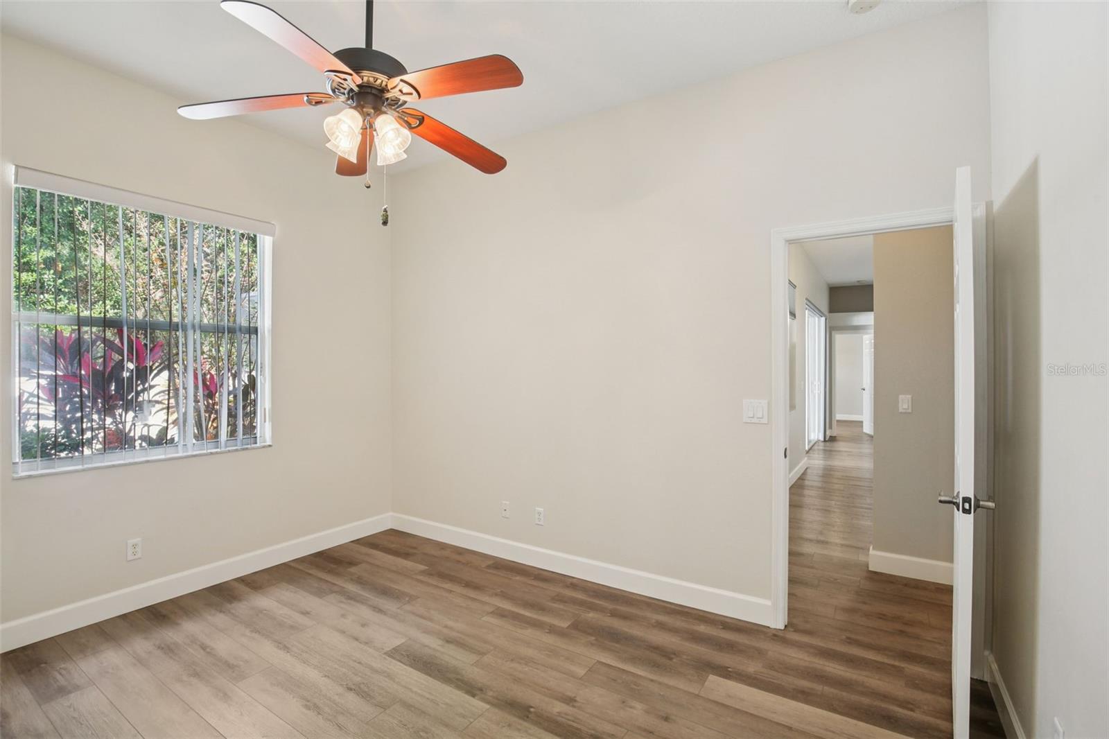 Image 40 of 71 For 1918 Rutherford Drive