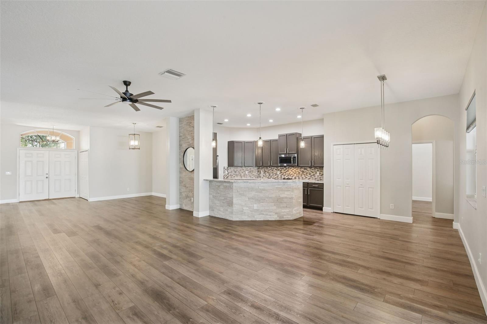 Image 6 of 71 For 1918 Rutherford Drive