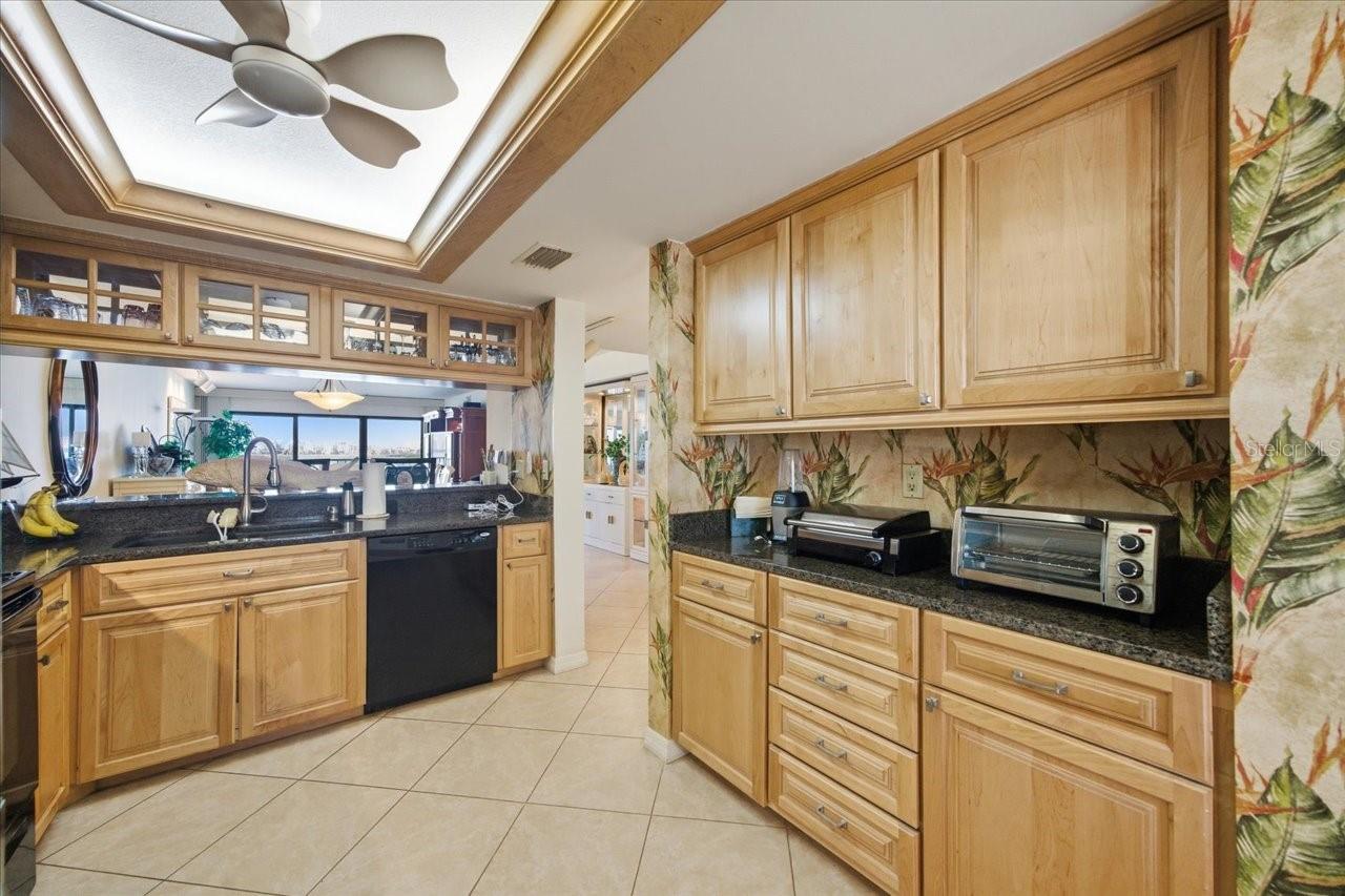 Image 18 of 60 For 55 Rogers Street 505